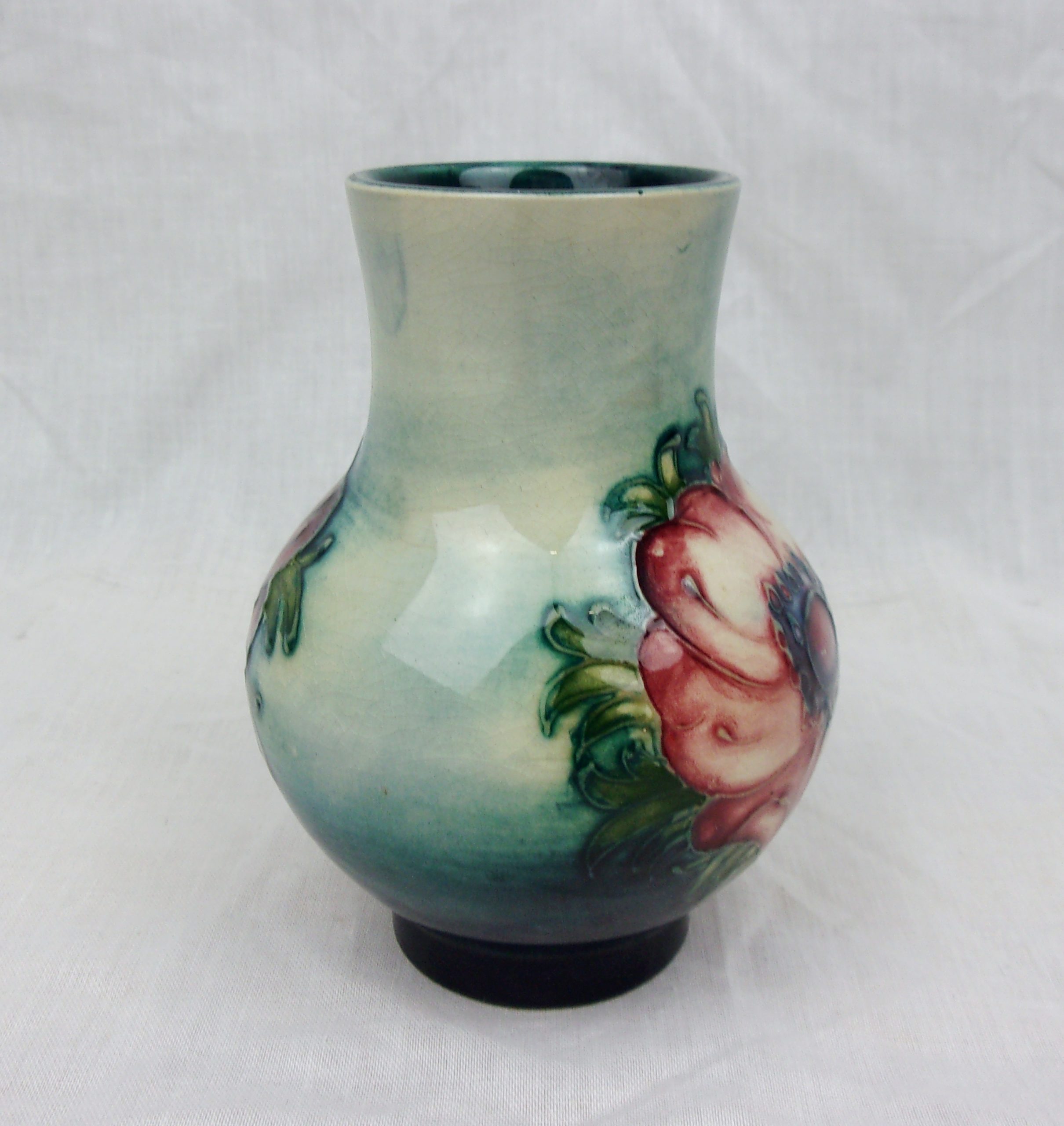 Moorcroft Clematis Pattern Small Vase - Image 2