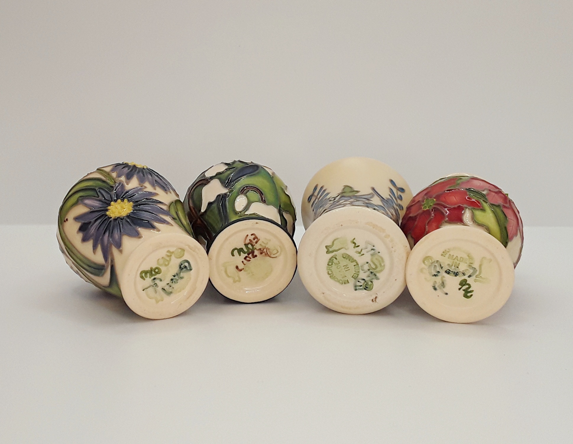 Complete Set of Moorcroft Miniature Floral Months of The Year Vases 2018 - Image 4