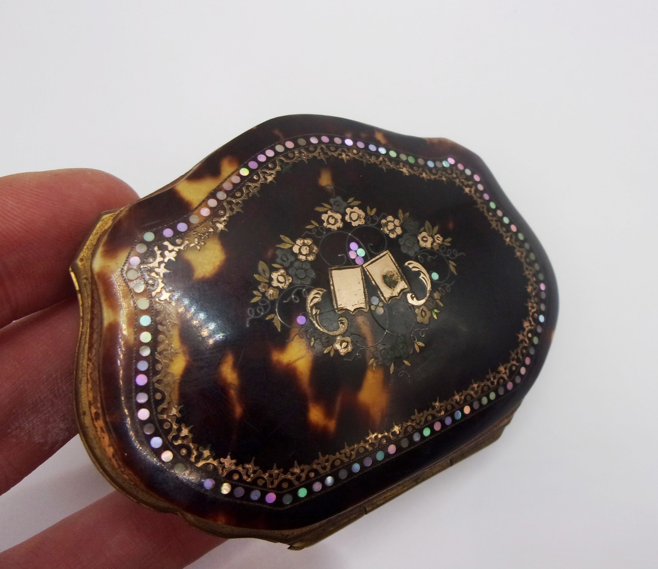 Victorian Tortoise Shell, Gold & Mother of Pearl Ladies Purse - Image 3