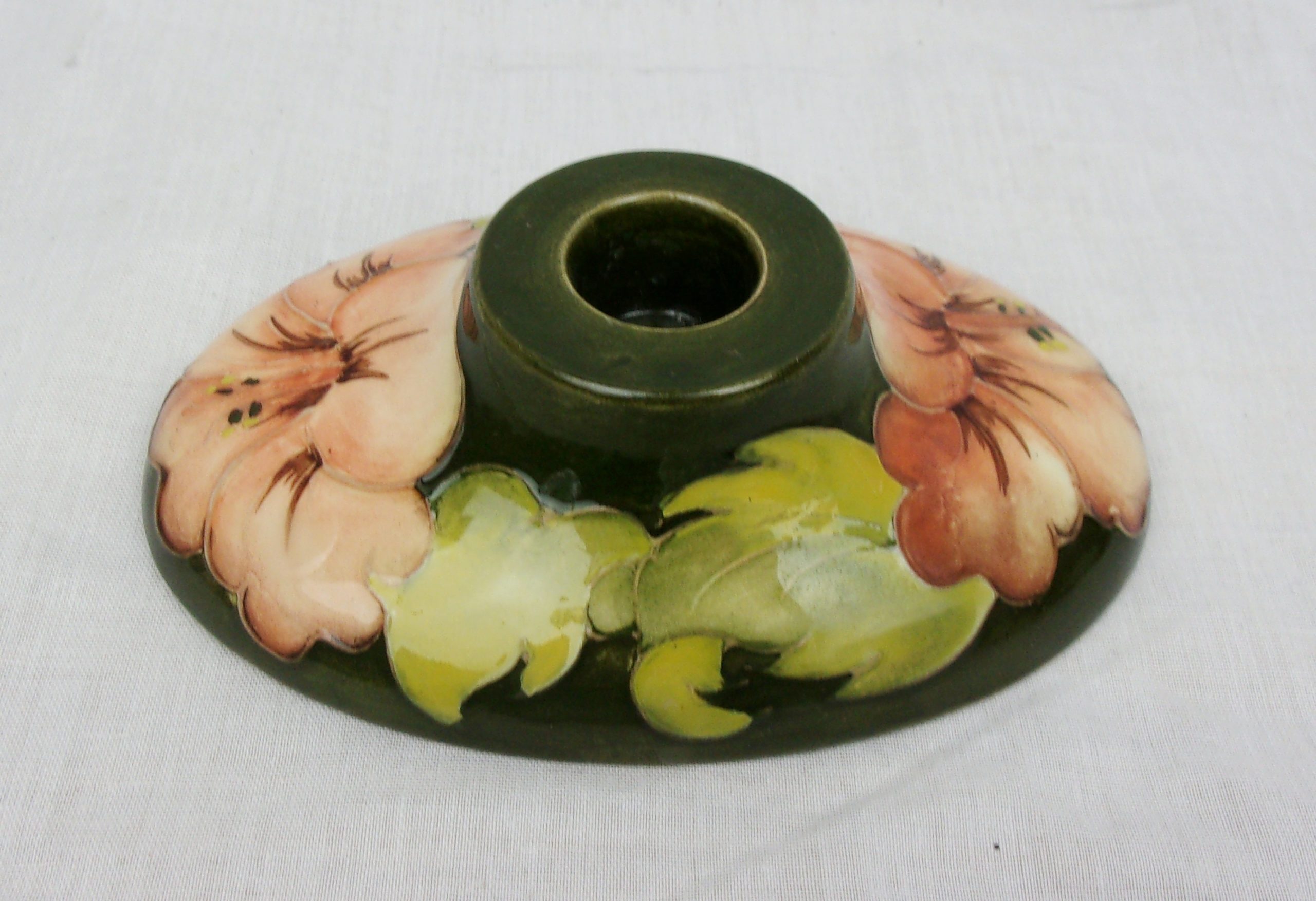 Moorcroft Magnolia Pattern Candle Stand with Queen Mary Label - Image 2