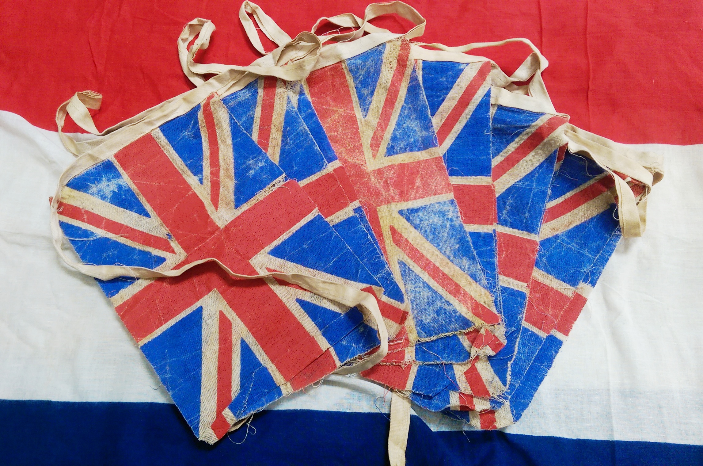 WW2 VE Celebration Day Bunting and Swag - Image 2