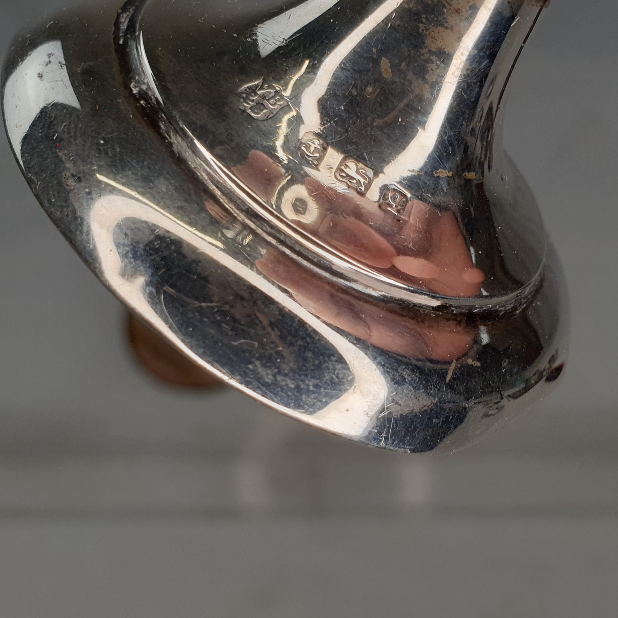 Pair Of Birmingham 1915 Silver Trumpet Vases - Image 5