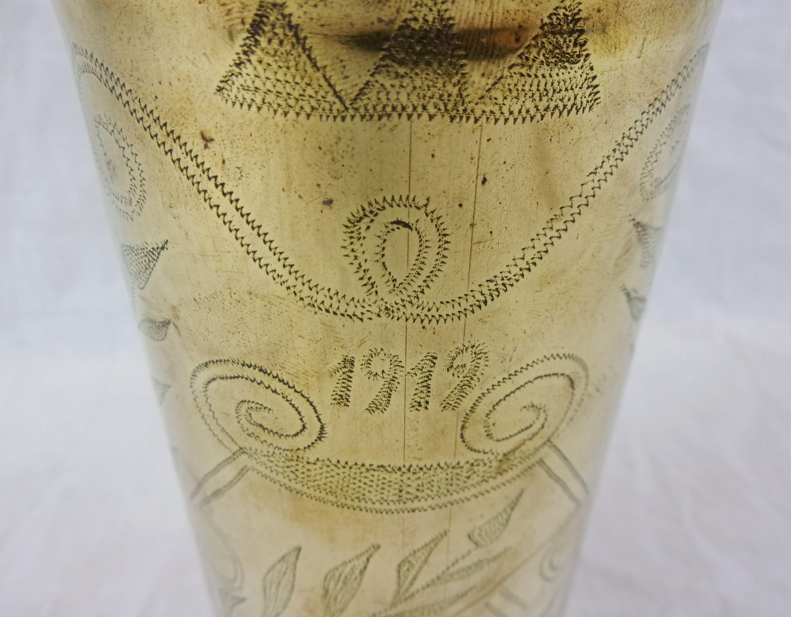 WW1 1917 Western Front Bailleul 6 Pounder Trench Art Shell Case - Image 7