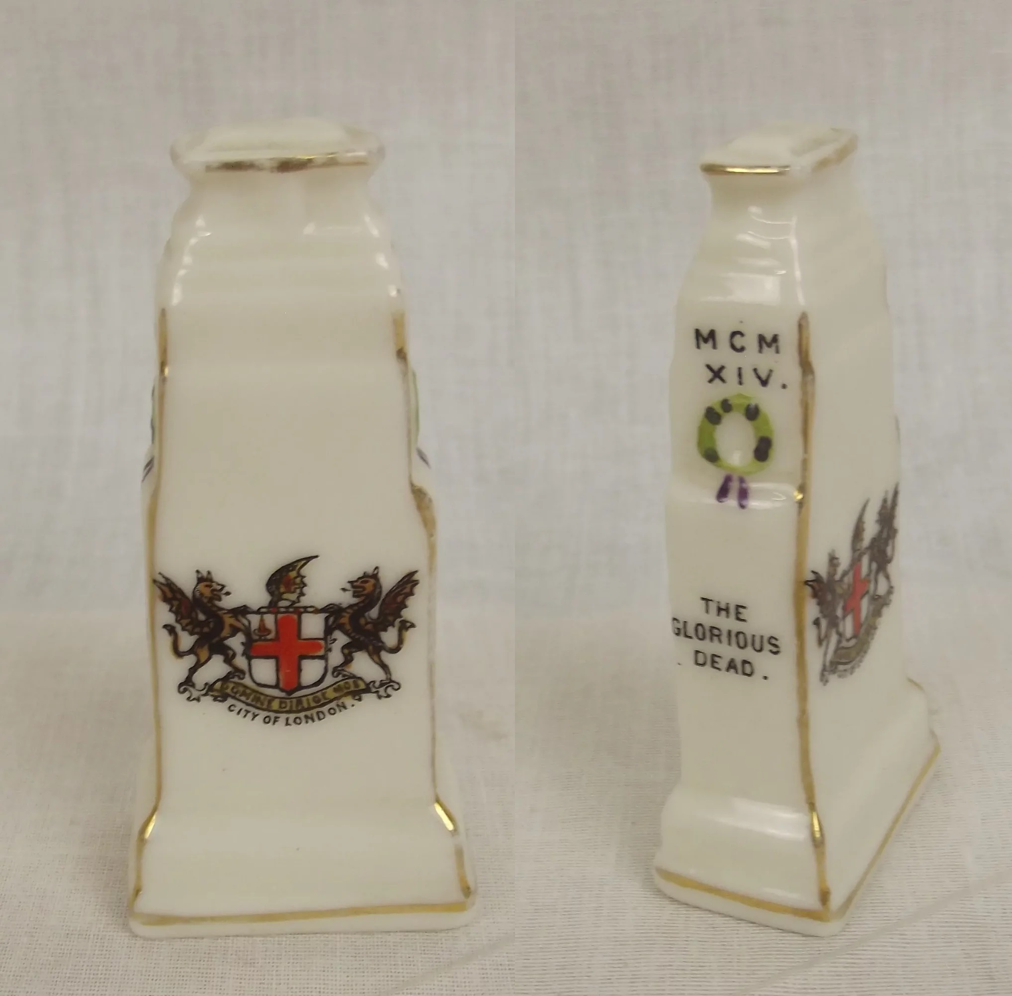 Willow Crested China Model Of The London Cenotaph With City Of London Crest - Image 2