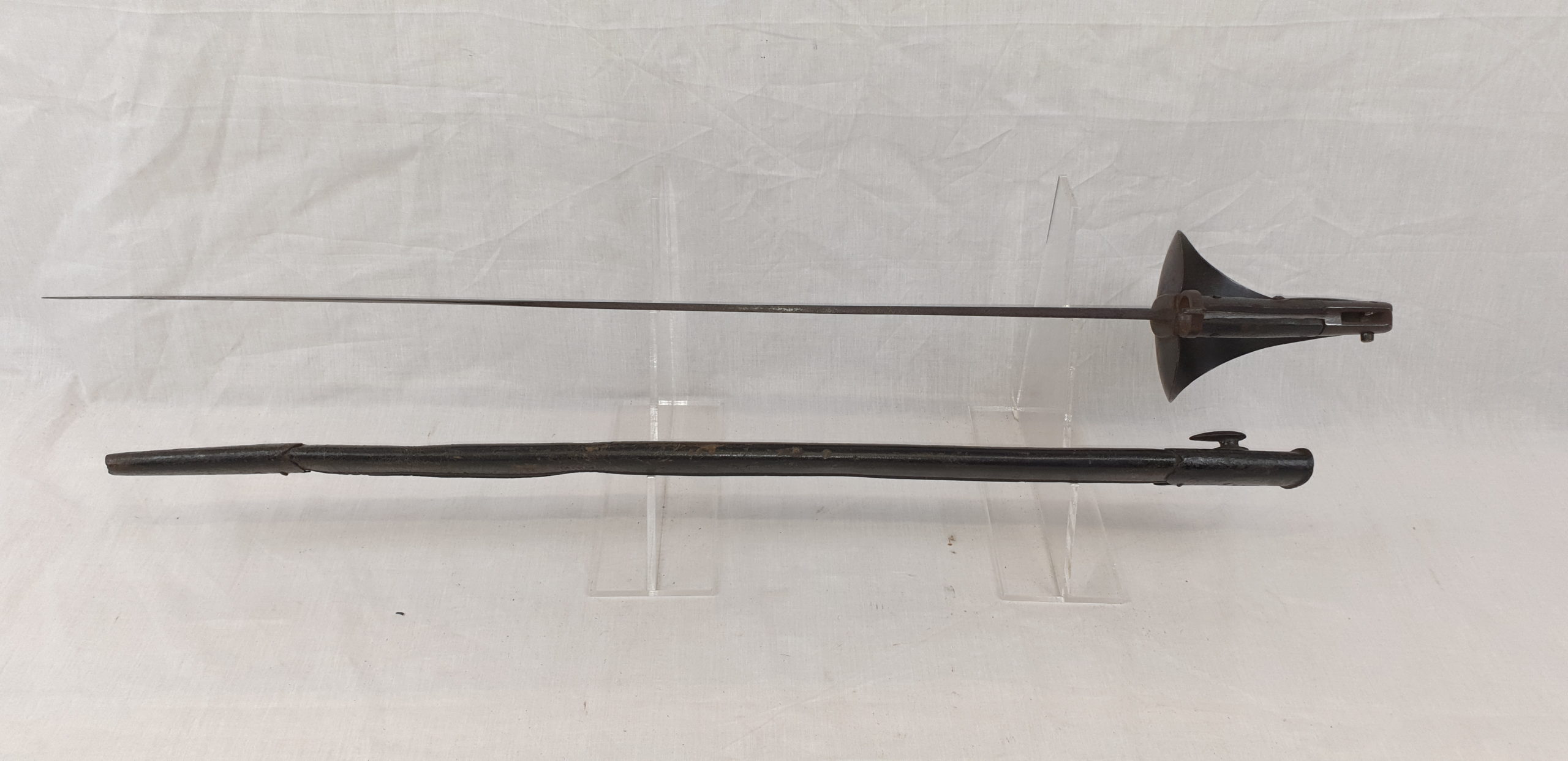 1858 Pattern Naval Enfield Cutlass Bayonet and scabbard pre-1862 - Image 10