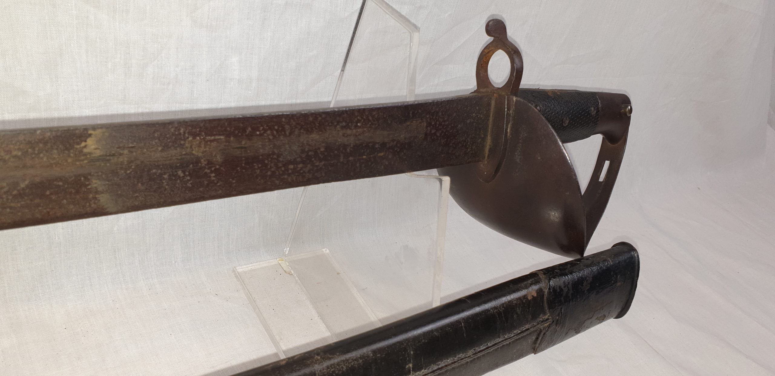 1858 Pattern Naval Enfield Cutlass Bayonet and scabbard pre-1862 - Image 9