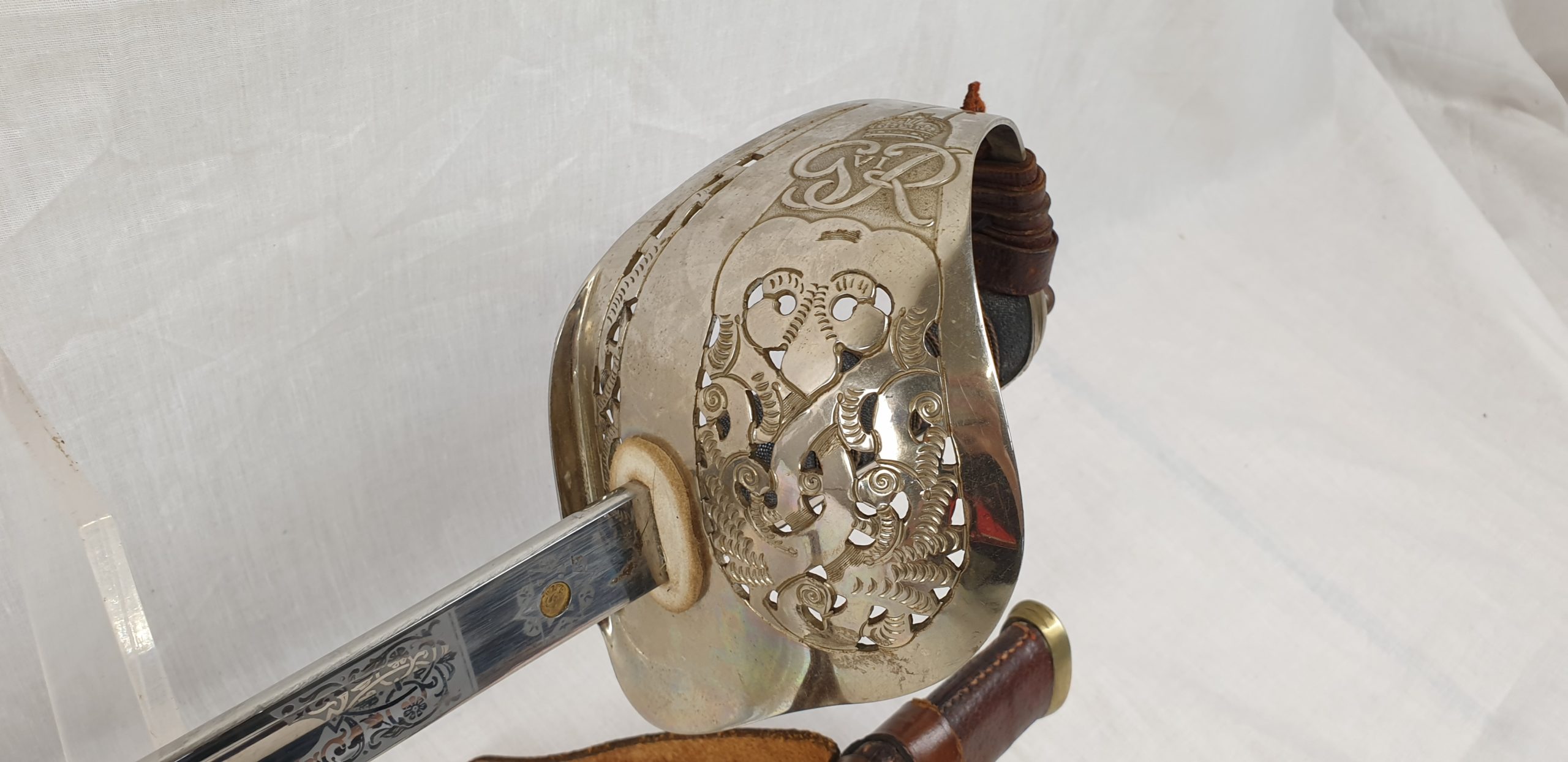1897 Pattern George VI Infantry Officer Sword and Scabbard - Image 2