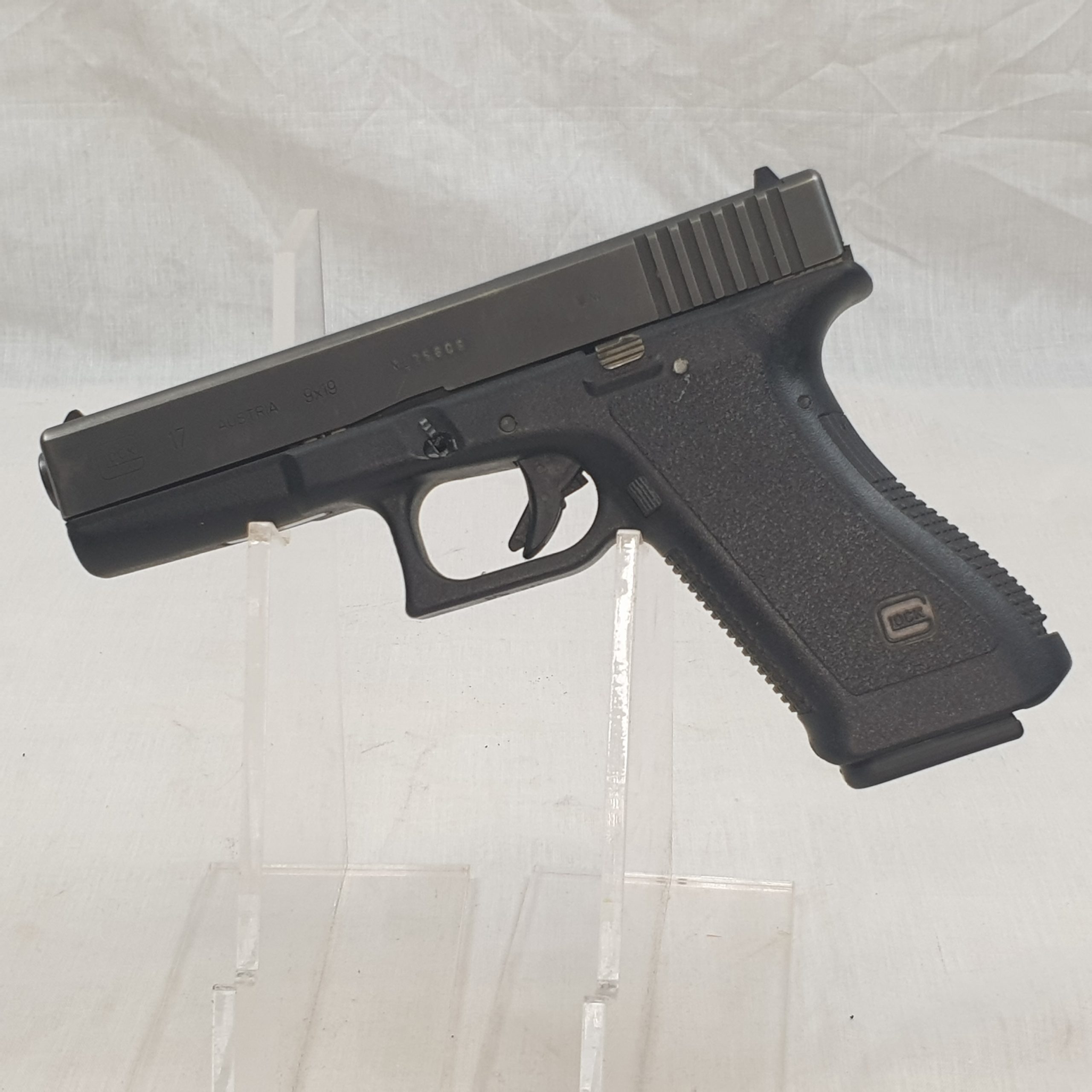 Glock 17 Semi-Automatic Pistol Deactivated #2