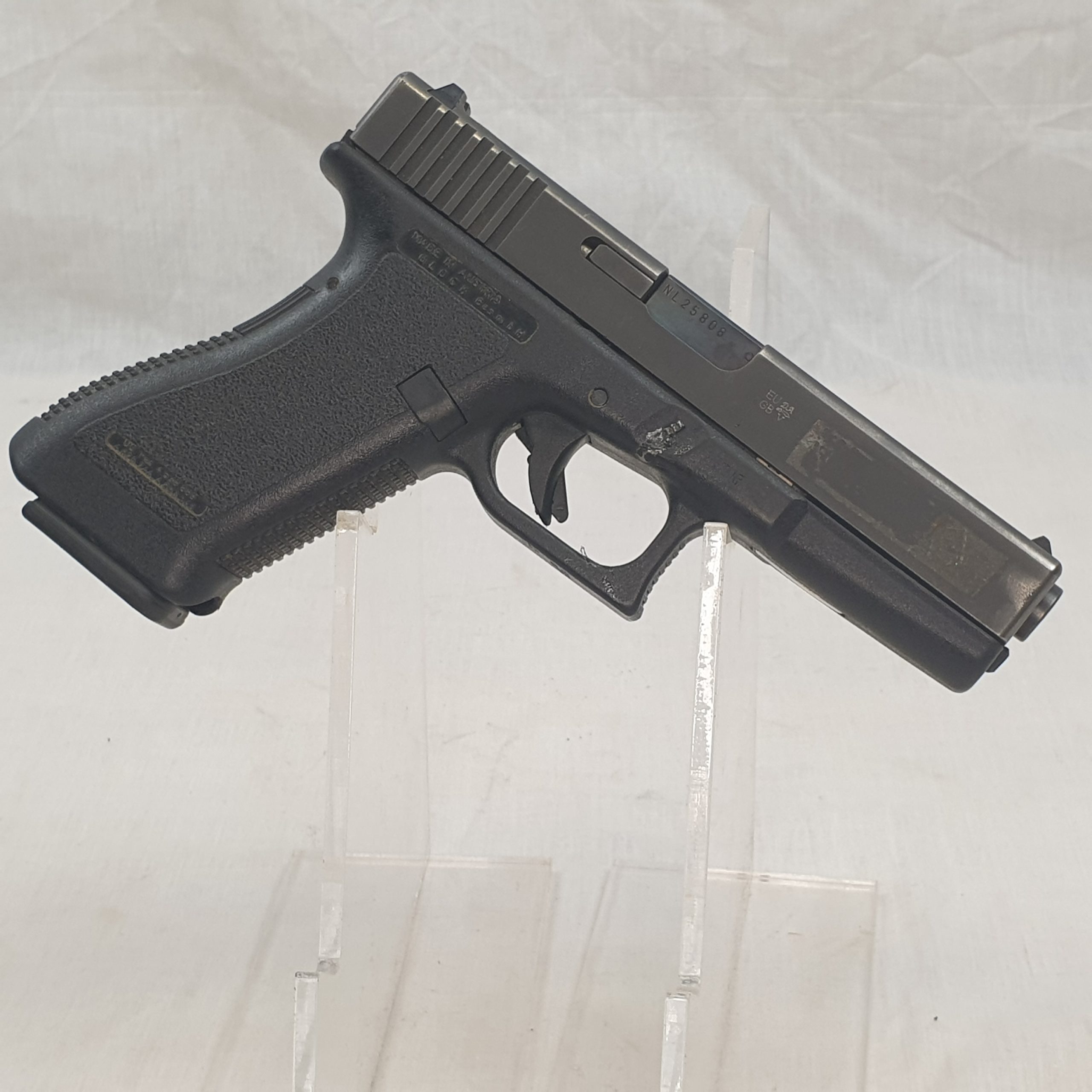 Glock 17 Semi-Automatic Pistol Deactivated #2 - Image 2