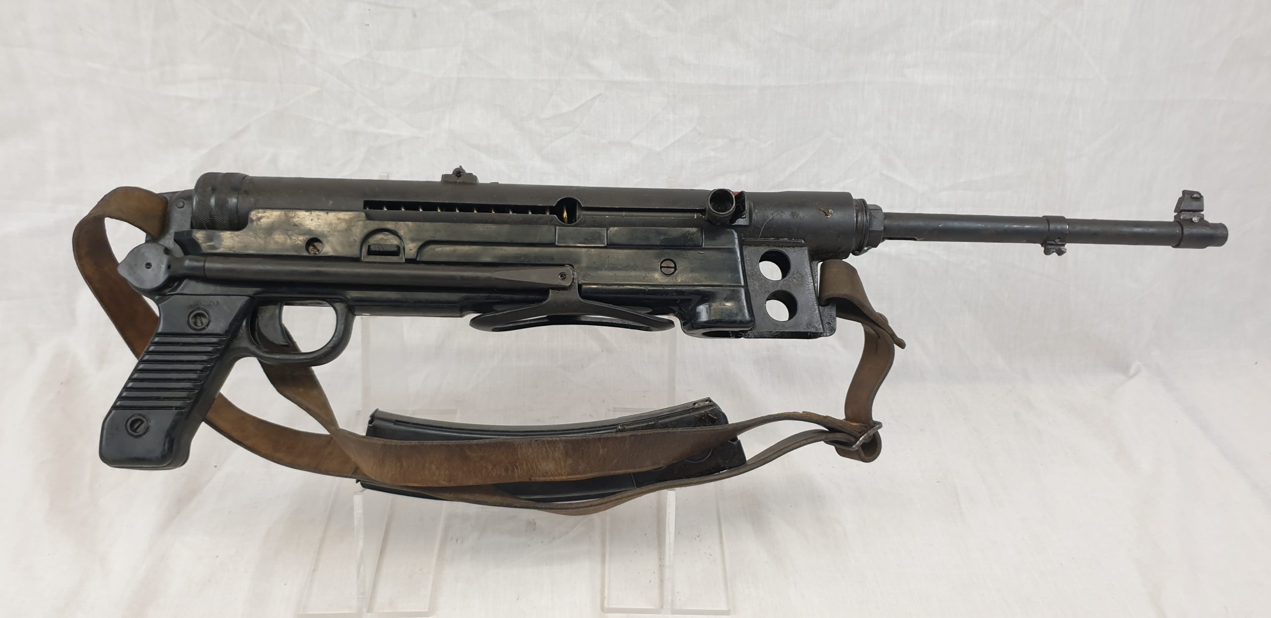 A M56 Yugoslavian Sub-Machine Gun and kit - Deactivated - Image 13