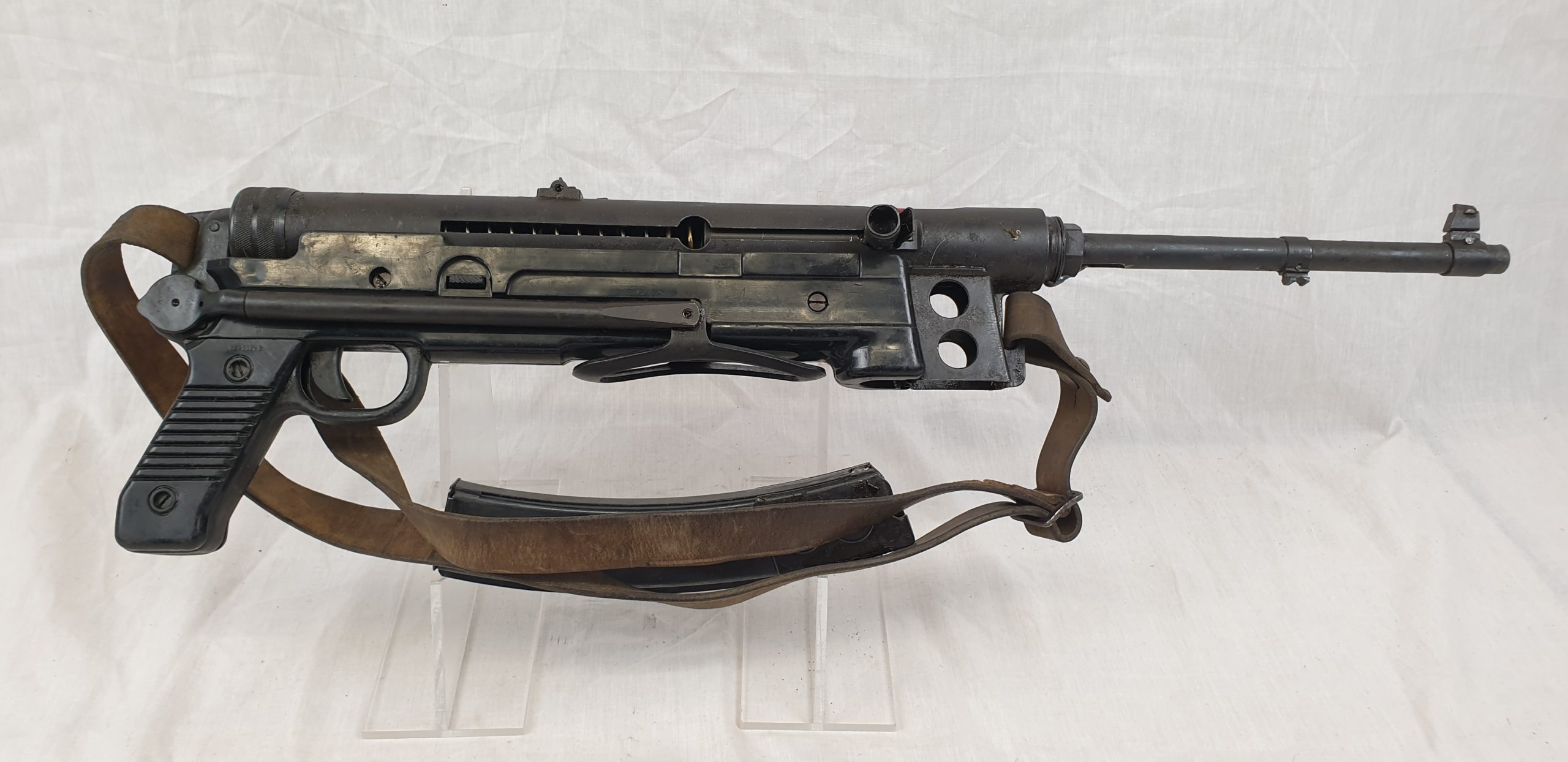 A M56 Yugoslavian Sub-Machine Gun and kit - Deactivated - Image 14