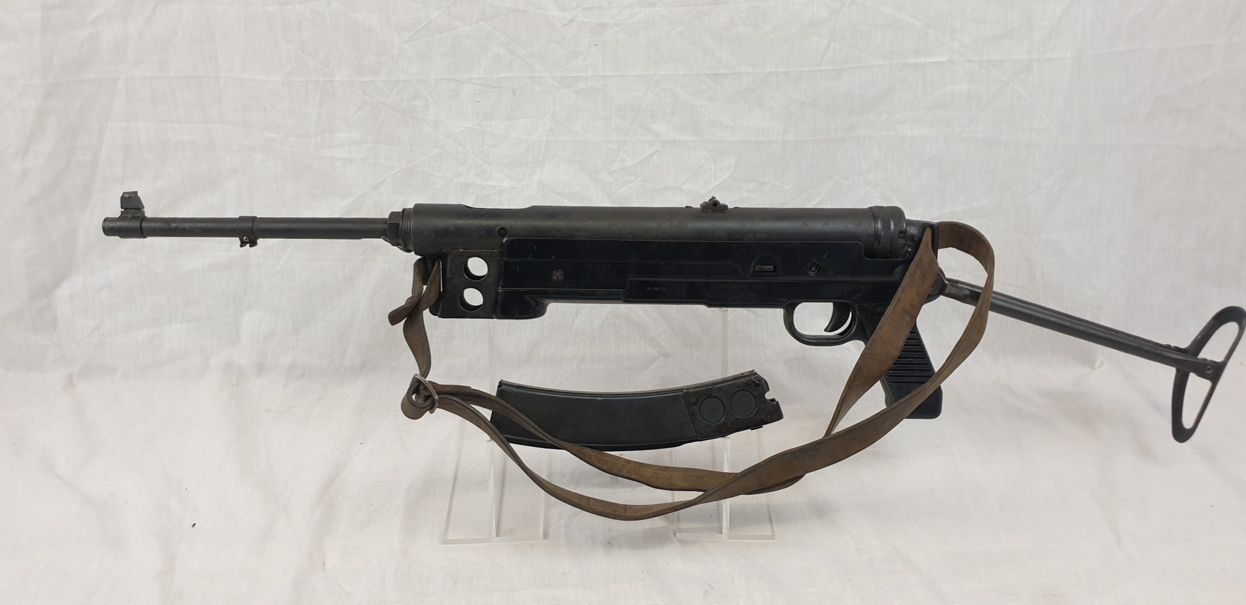 A M56 Yugoslavian Sub-Machine Gun and kit - Deactivated - Image 8