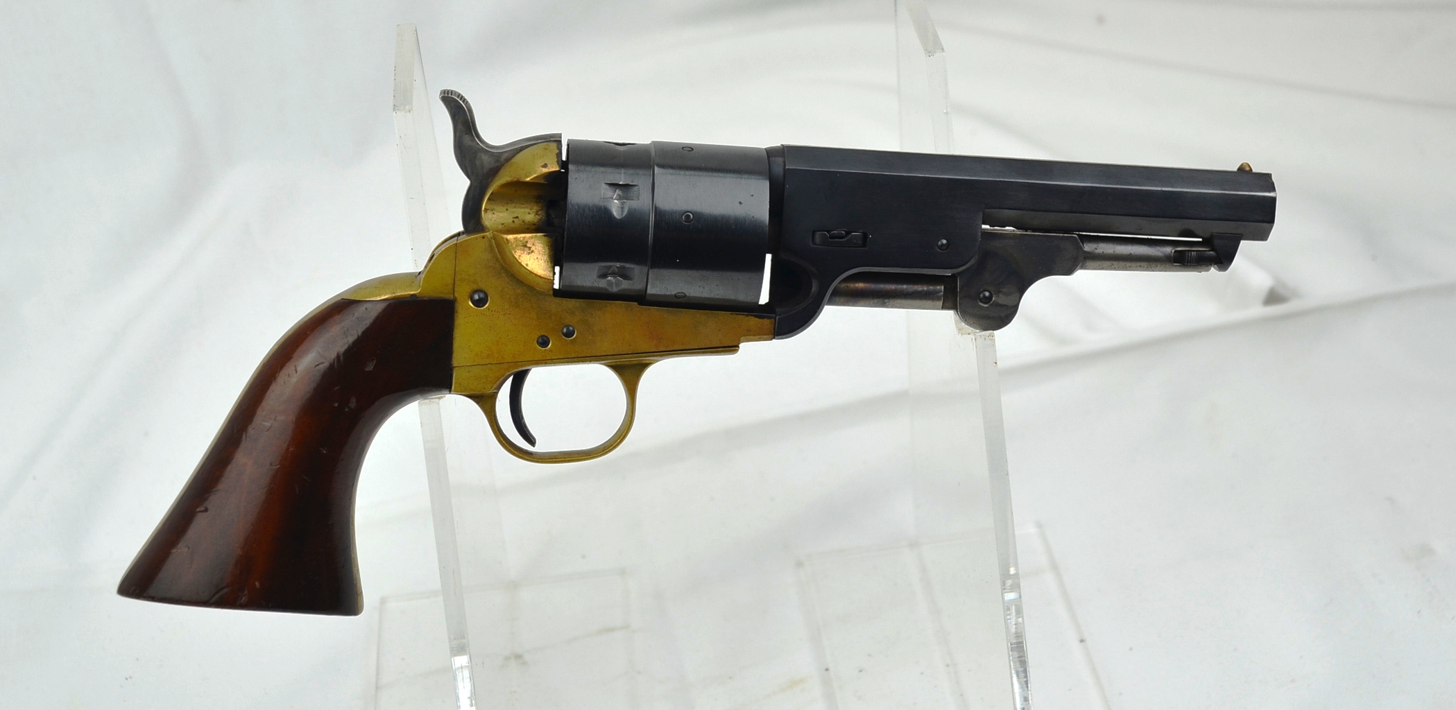 Pietta Colt 1851 Navy Sheriff Brass Frame Blank Firer Boxed Set. - Image 6