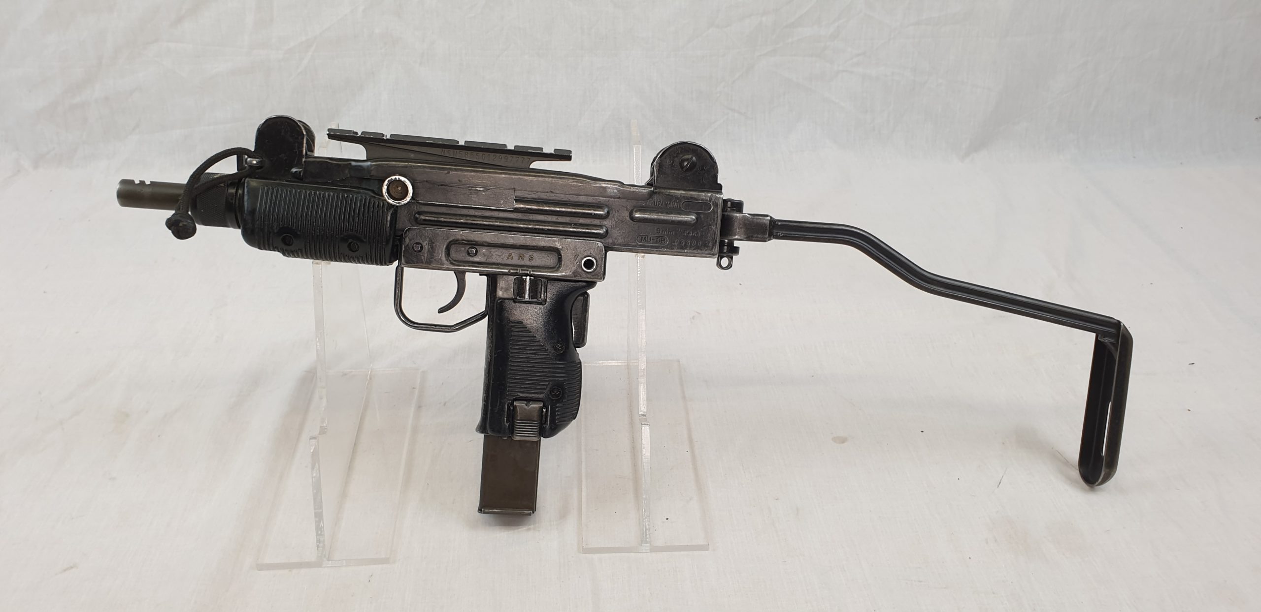 Former Special Forces Mini UZI Sub-Machine Gun - Deactivated - Image 2