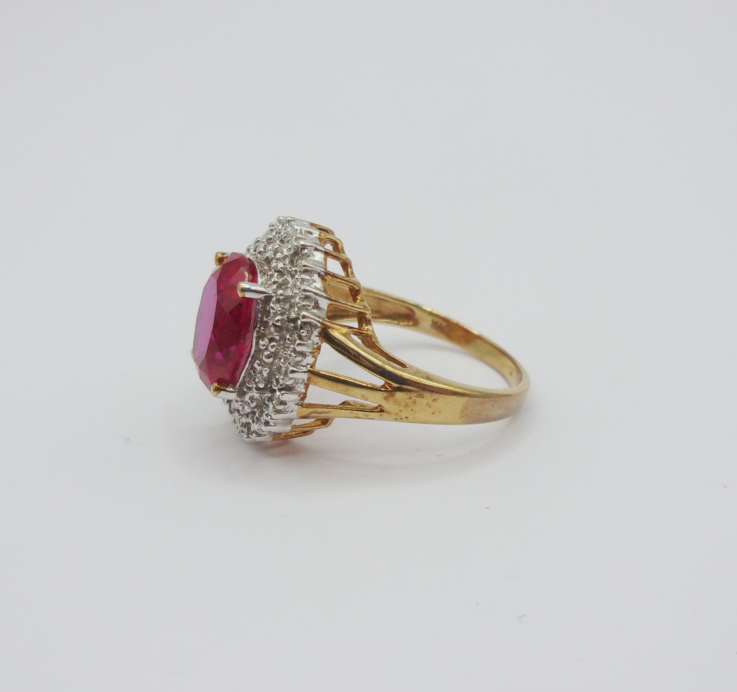 9ct Yellow Gold, Platinum, Ruby & Diamond Cluster Ring UK Size M US 6 - Image 3