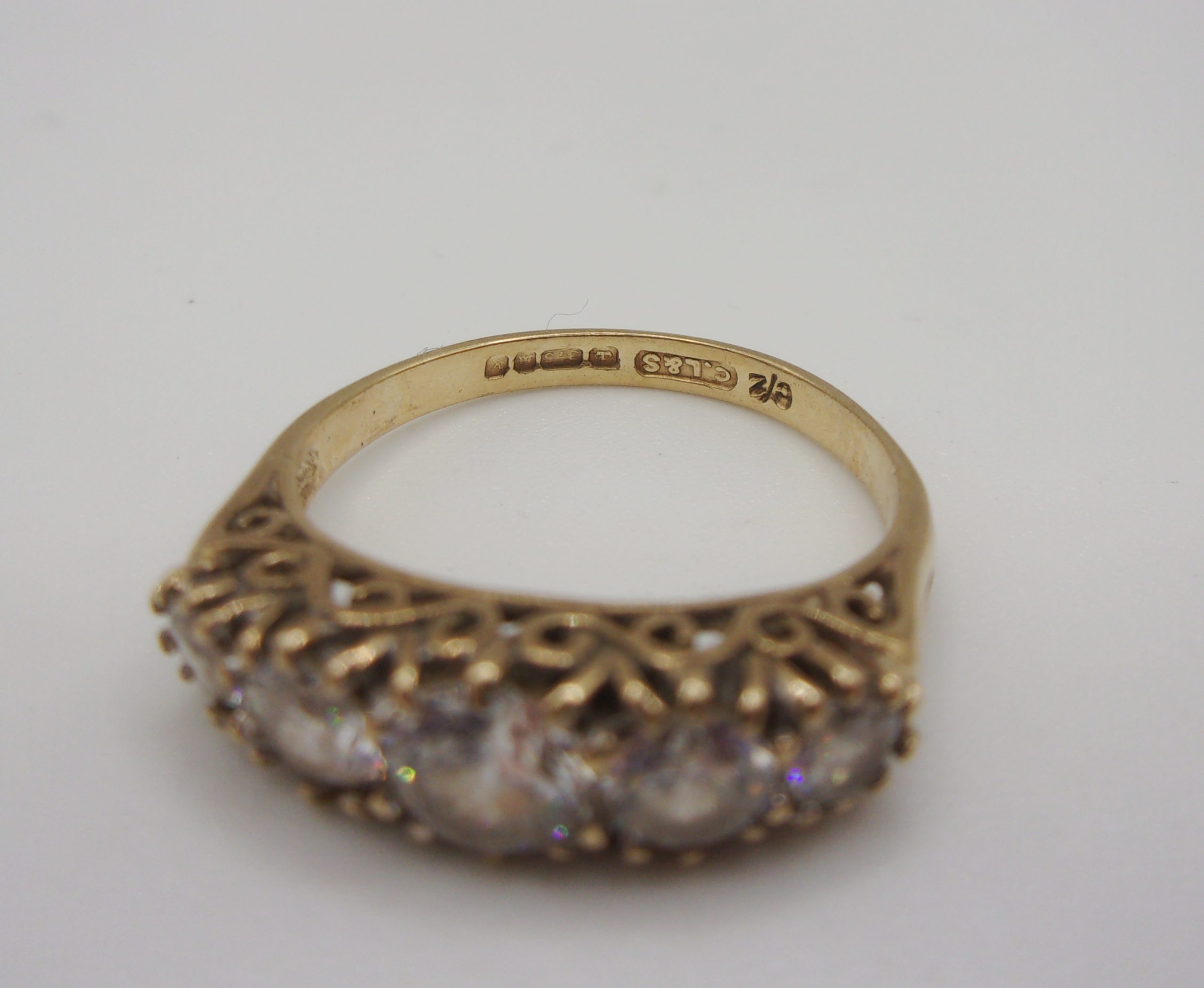 9ct Yellow Gold Five Stone Cubic Zirconia Ring UK Size M+ US 6 ¼ - Image 6