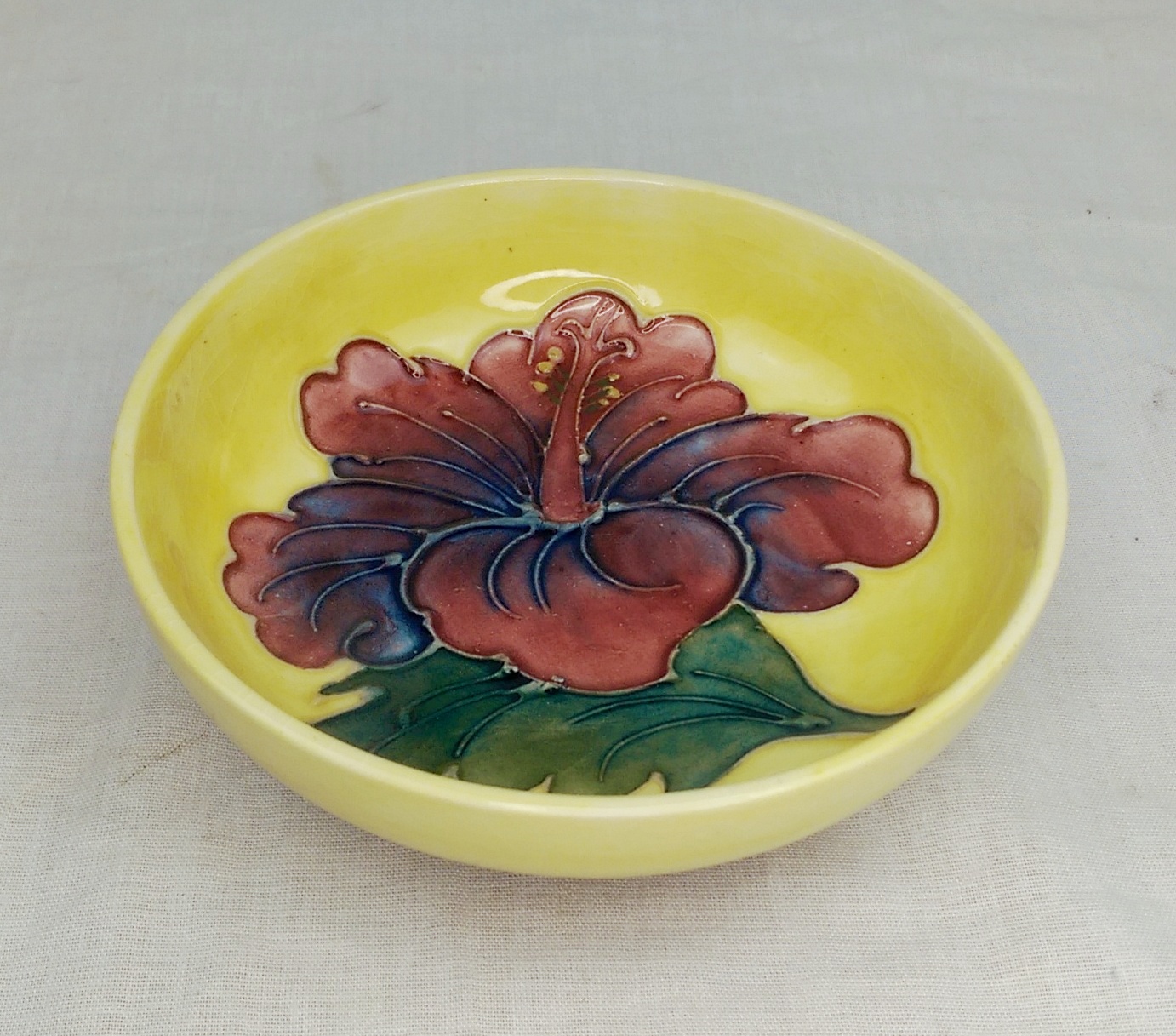 Moorcroft Yellow Hibiscus Pattern Small Shallow Footed Bowl