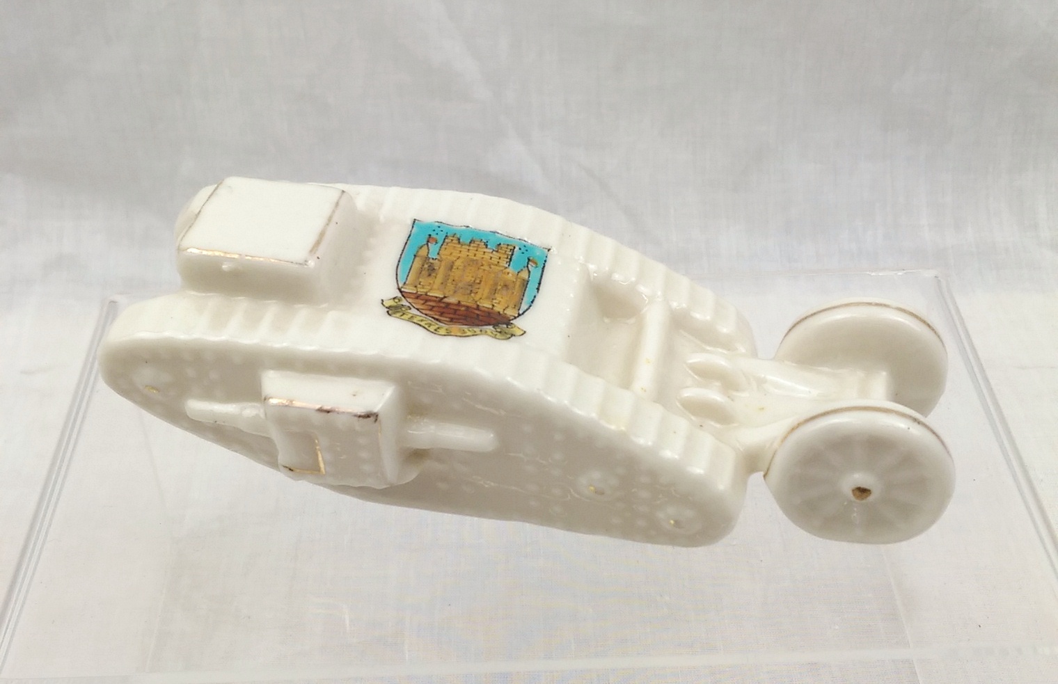 WW1 Arcadian China Tewkesbury Crested China Tank