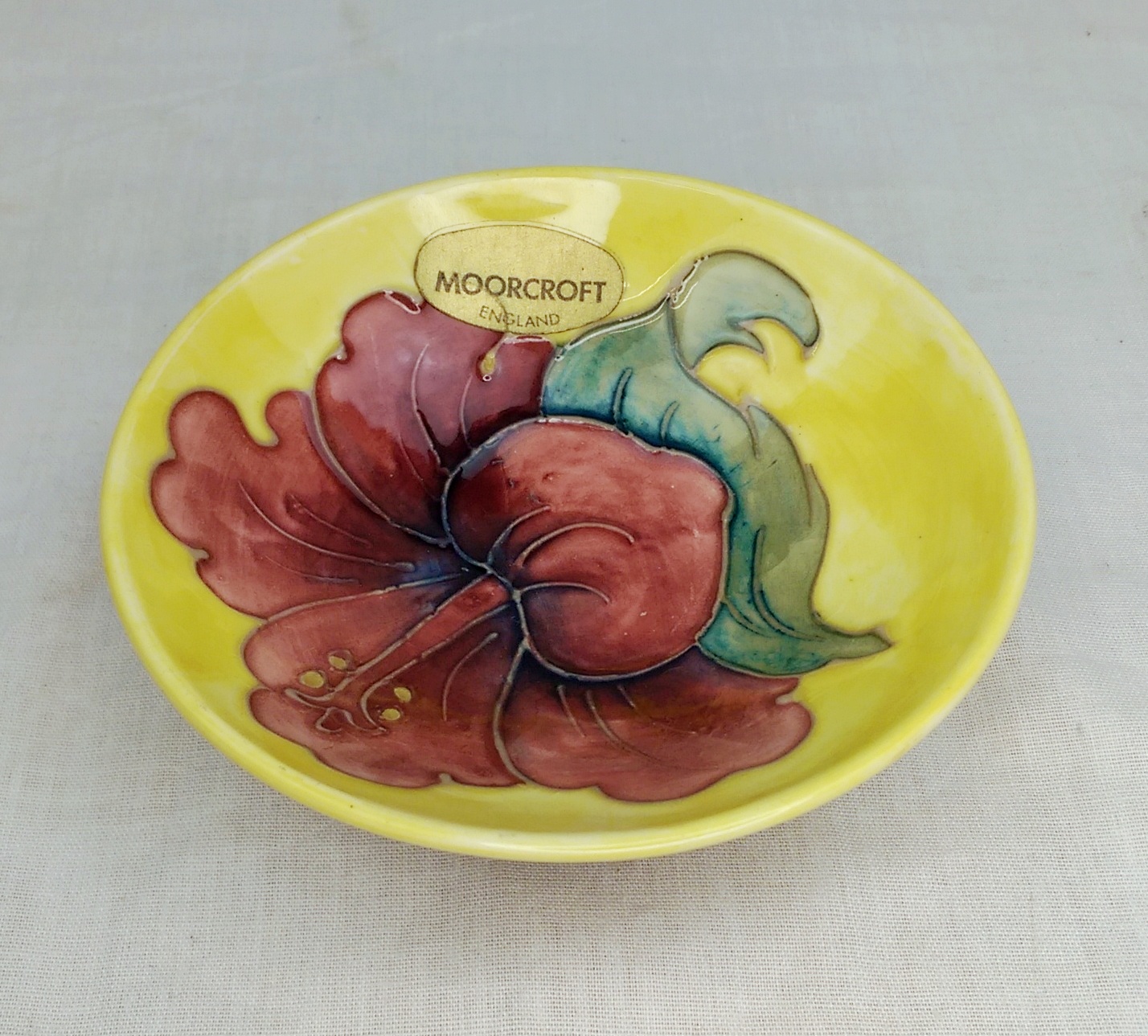Moorcroft Yellow Hibiscus Pattern Small Shallow Footed Dish