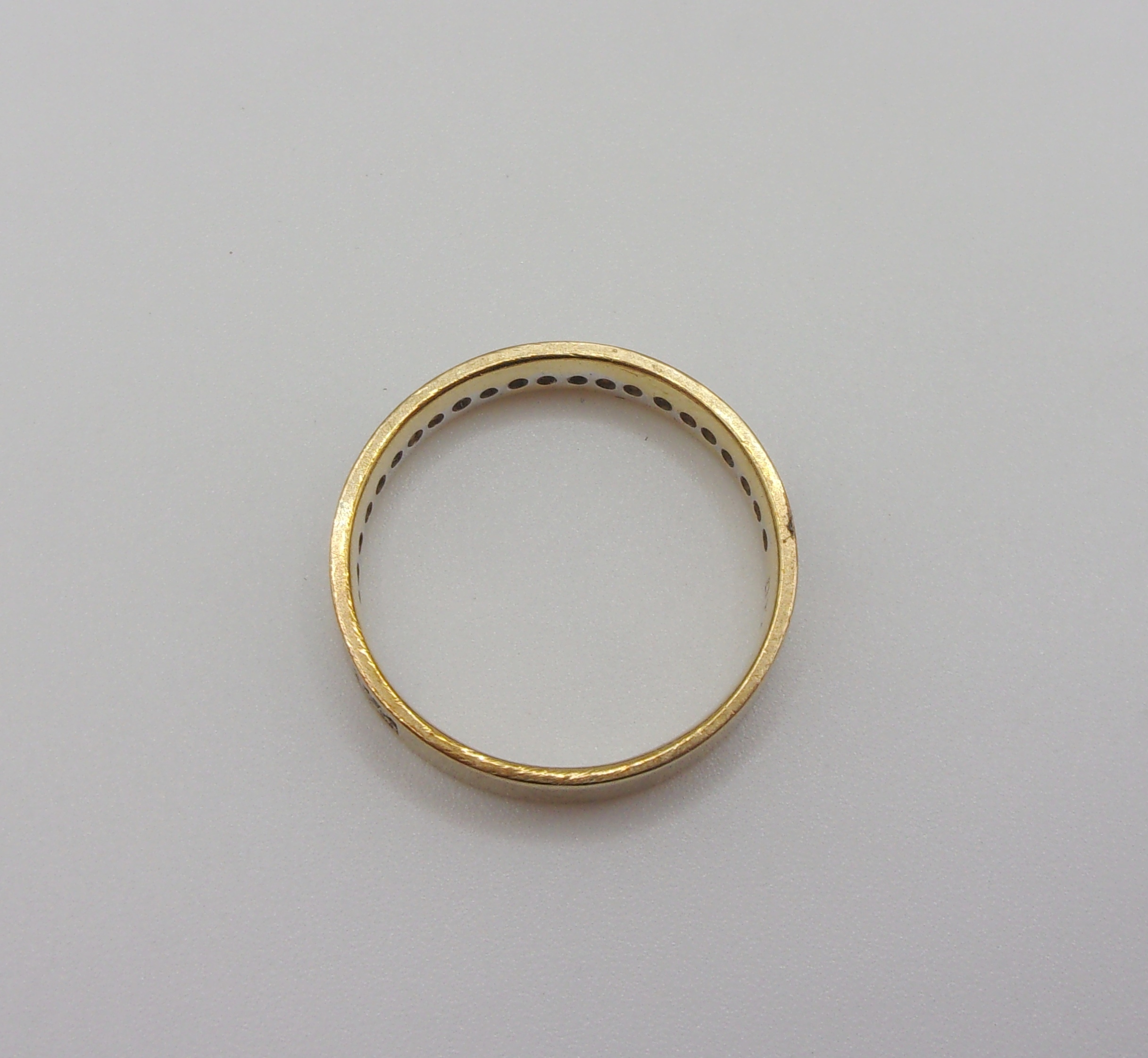 9ct Yellow Gold Diamond Band Ring UK Size O+ US 7 ¼ - Image 6