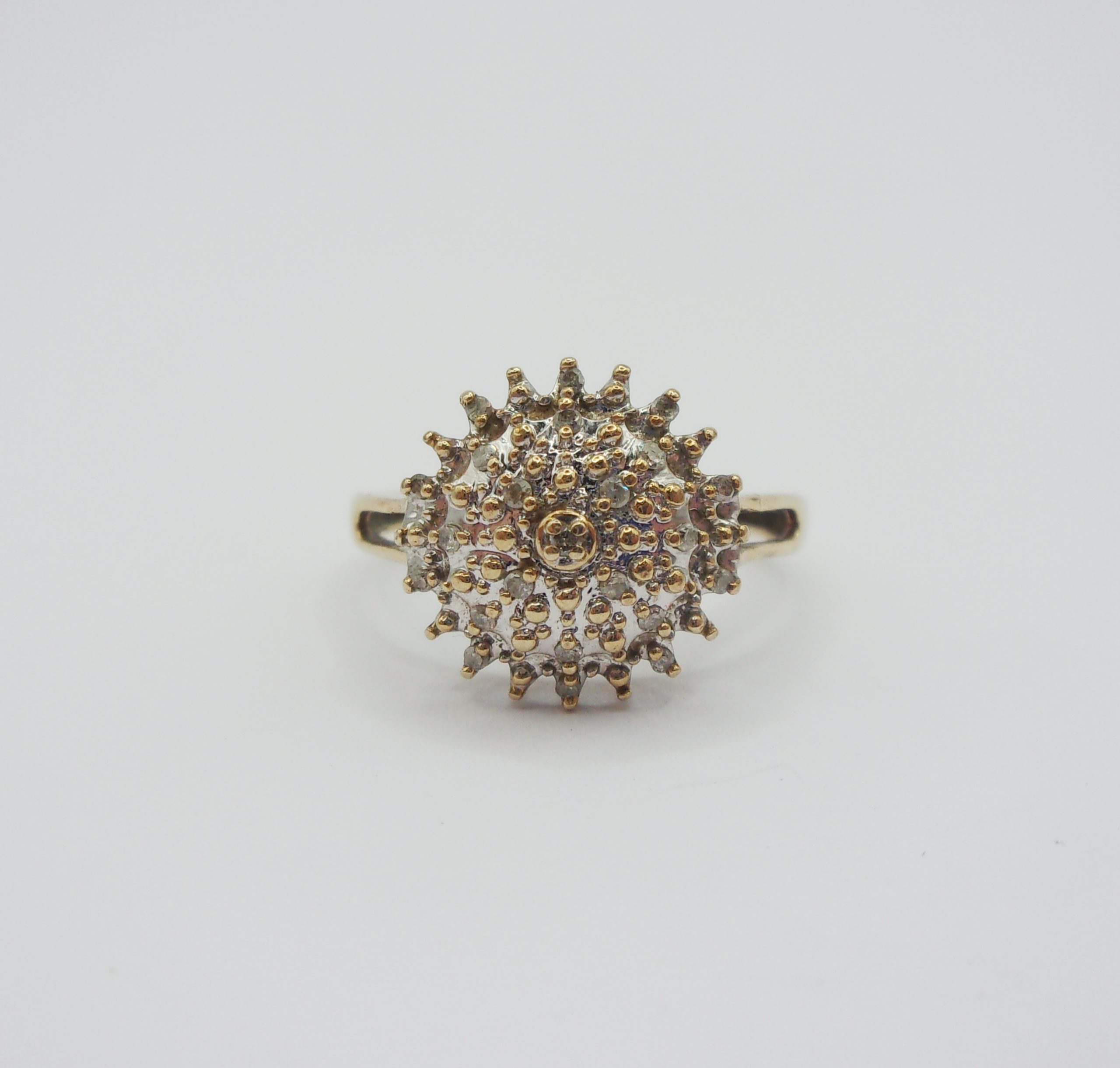9ct Yellow Gold .10 CTW Diamond Cluster Ring UK Size M+ US 6 ¼