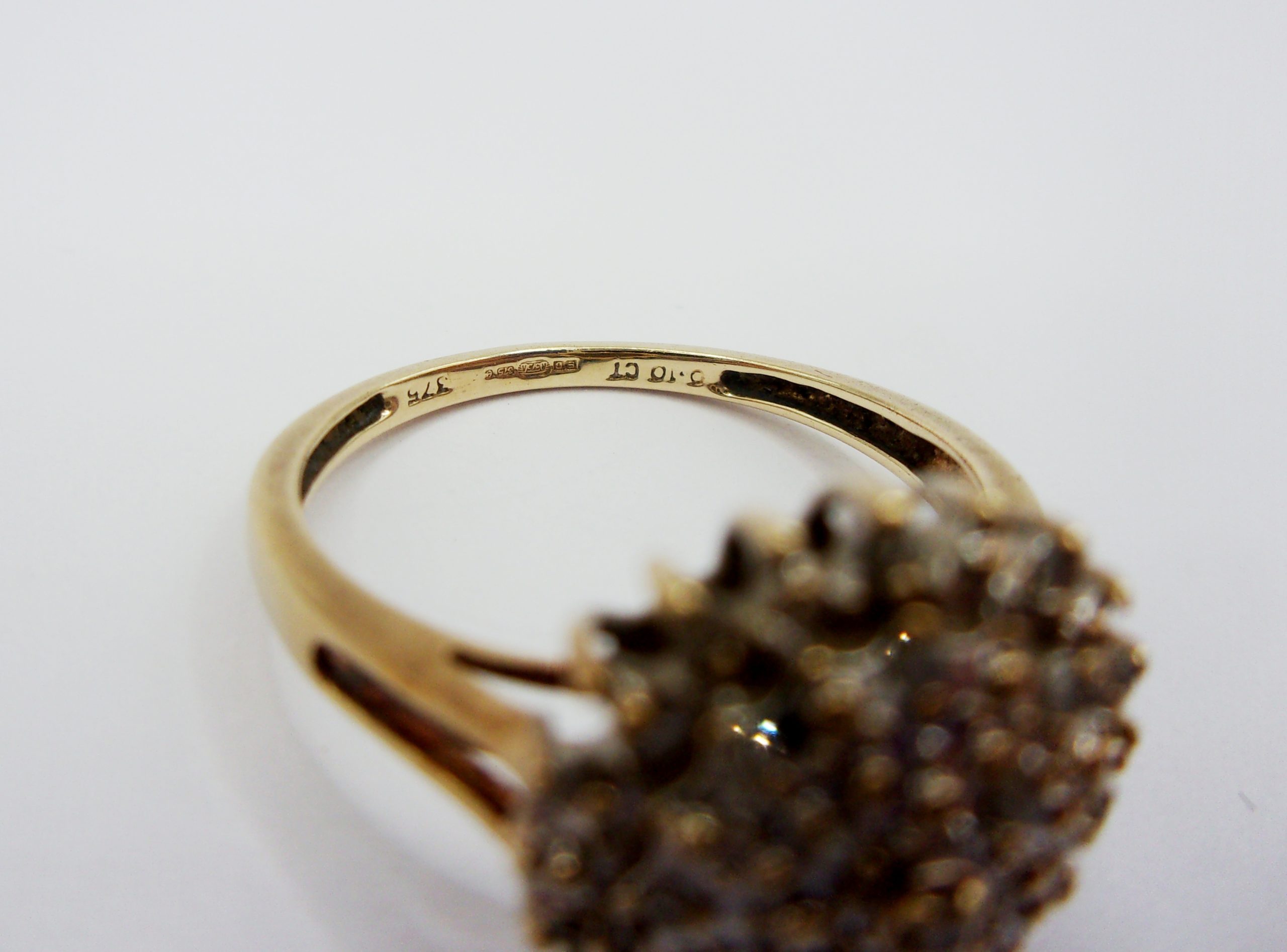 9ct Yellow Gold .10 CTW Diamond Cluster Ring UK Size M+ US 6 ¼ - Image 4