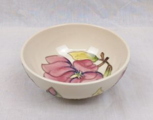 Moorcroft Hibiscus Pattern Bowl c1993