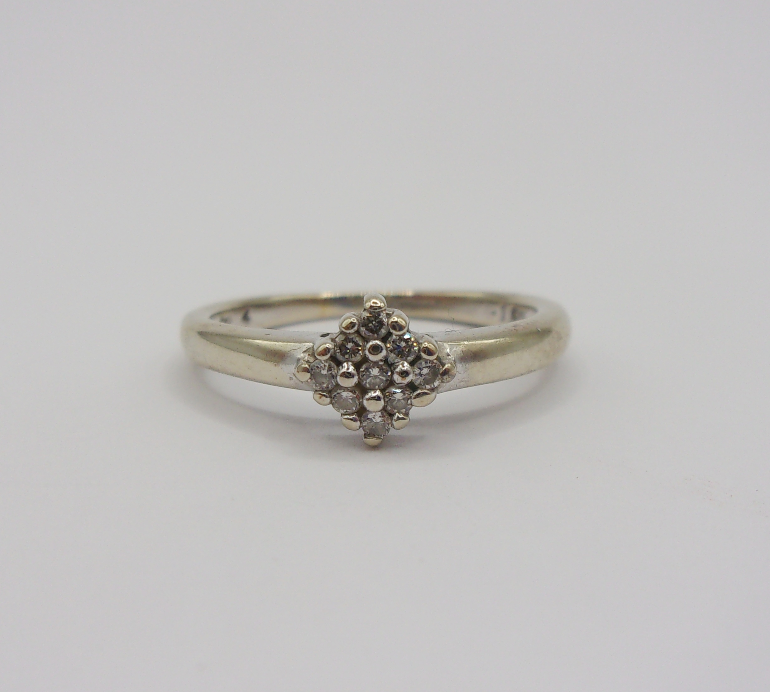 9ct Yellow Gold 0.10CTW Diamond Cluster Ring UK Size J US 4 ¾