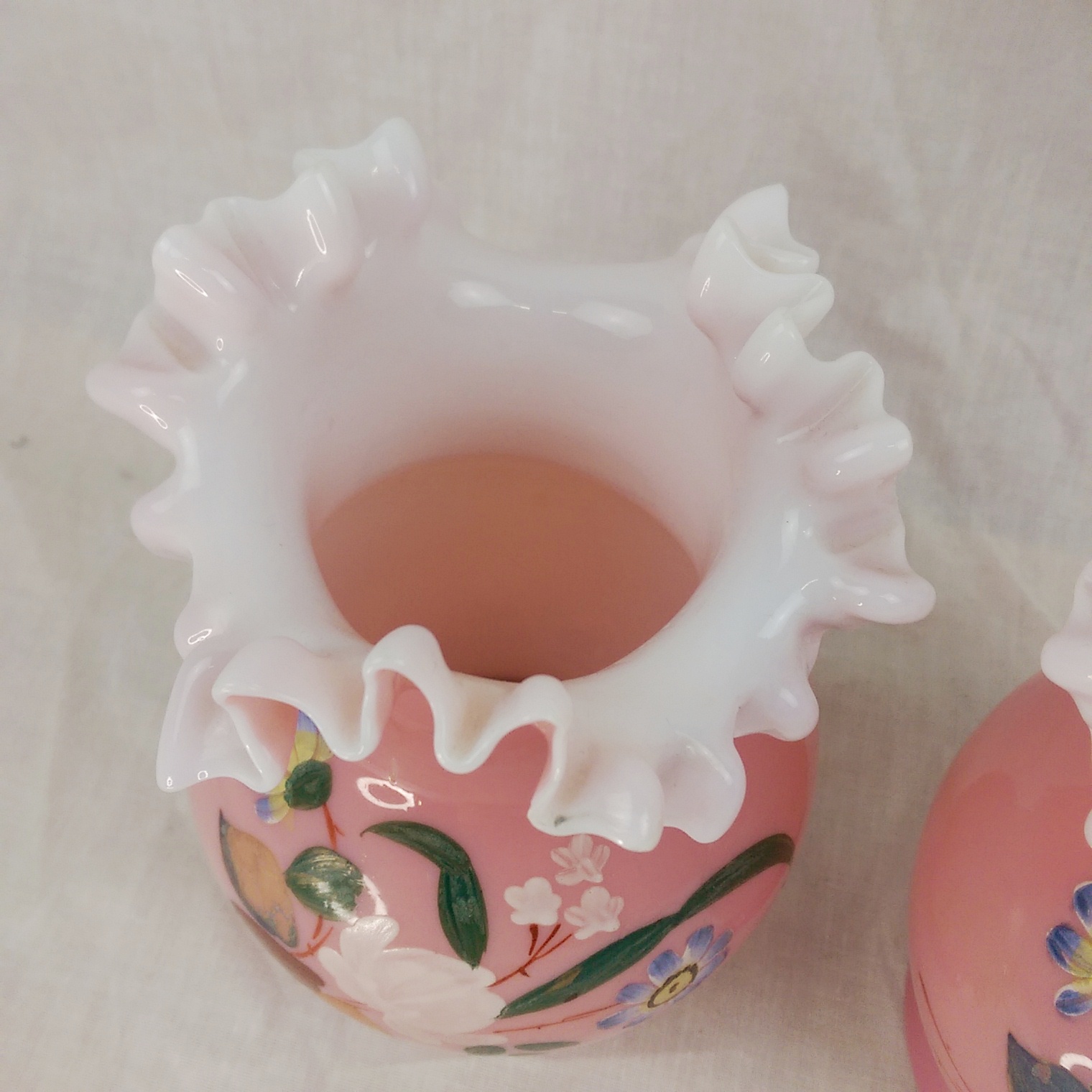 Late Victorian Ruffled Rim Vases – Probably Fenton - Image 3