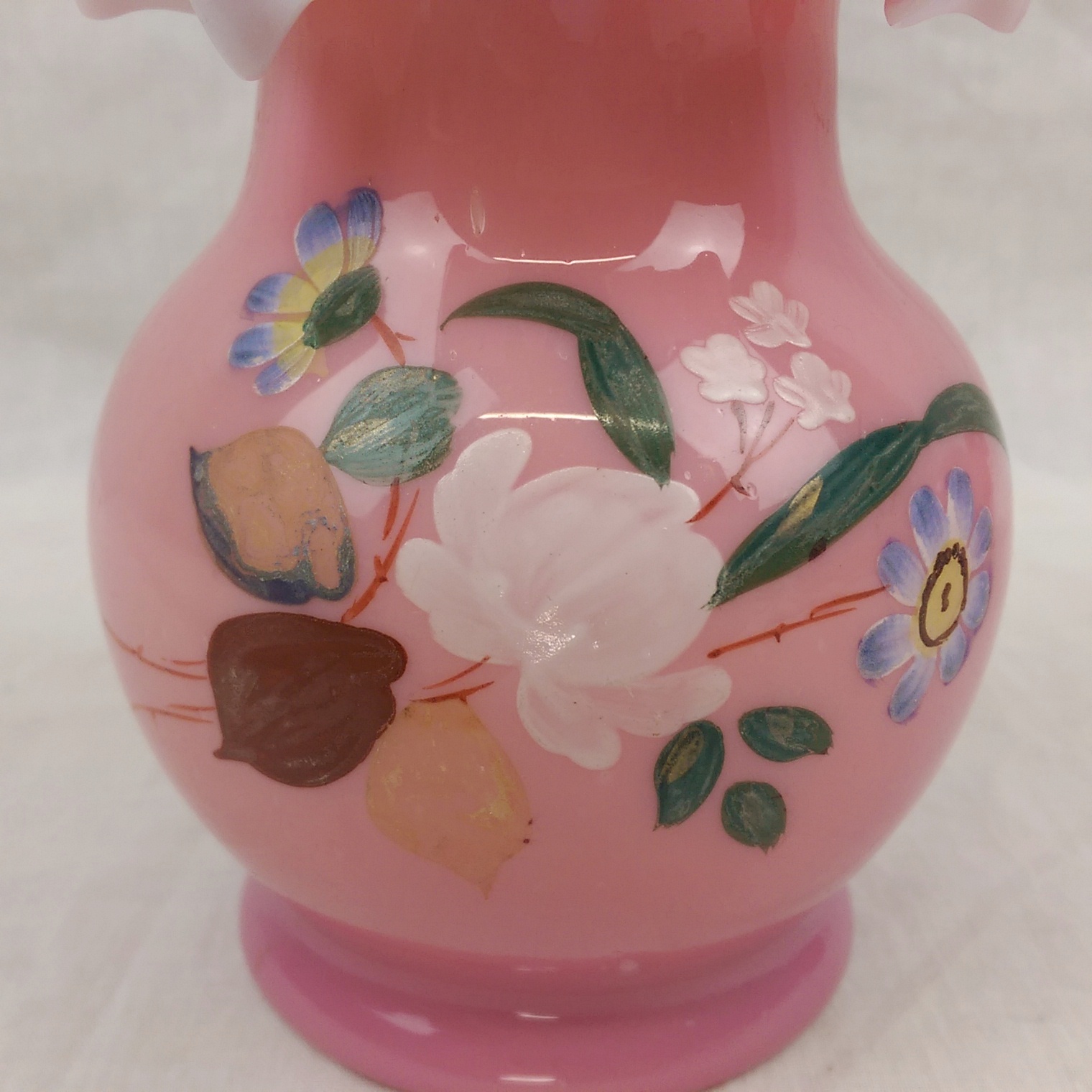 Late Victorian Ruffled Rim Vases – Probably Fenton - Image 9