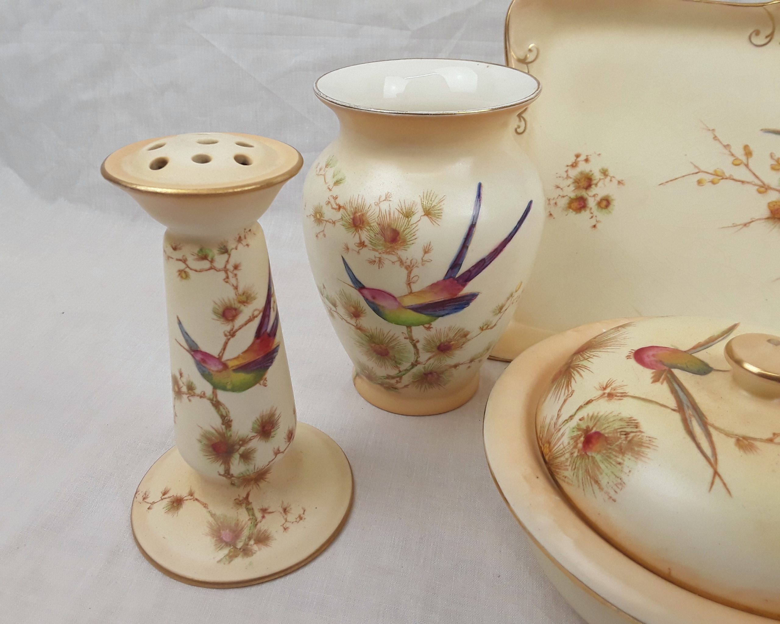 Crown Ducal Verona Dressing Table Set c1920’s - Image 2
