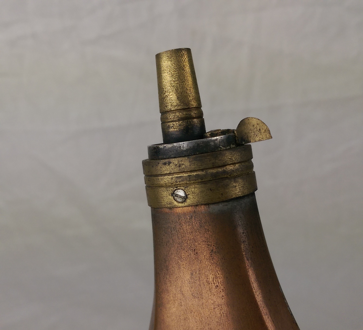 Small 19th Century Copper & Brass Powder Flask - Image 4