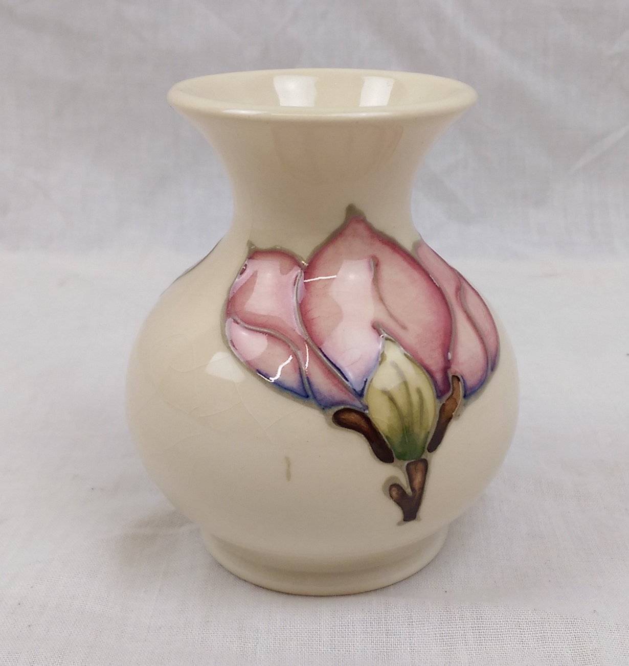 Moorcroft Hibiscus Pattern Small Vase 1991 - Image 2