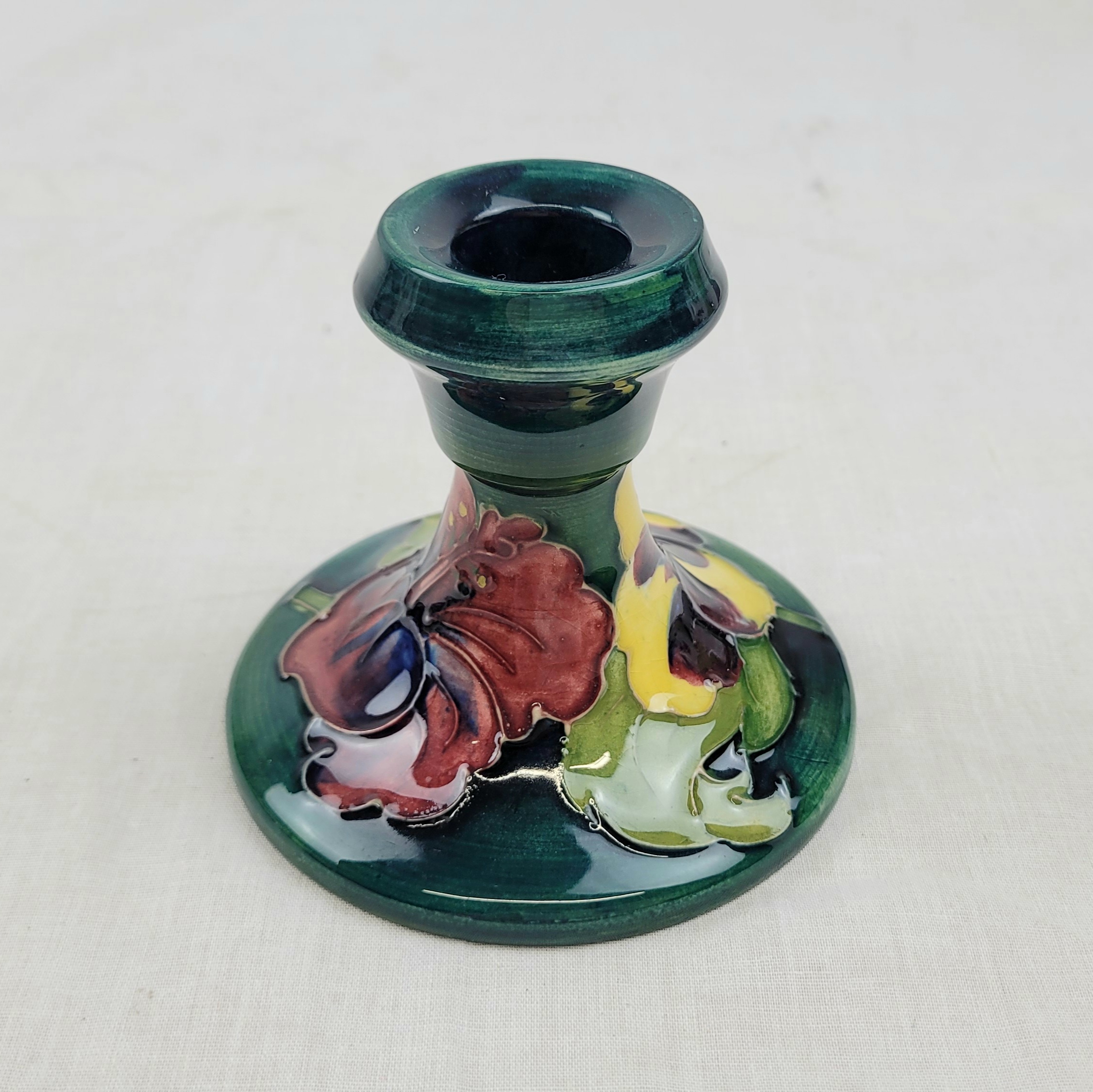 Mid-20th Century Moorcroft Hibiscus Pattern Squat Candlestick - Image 3