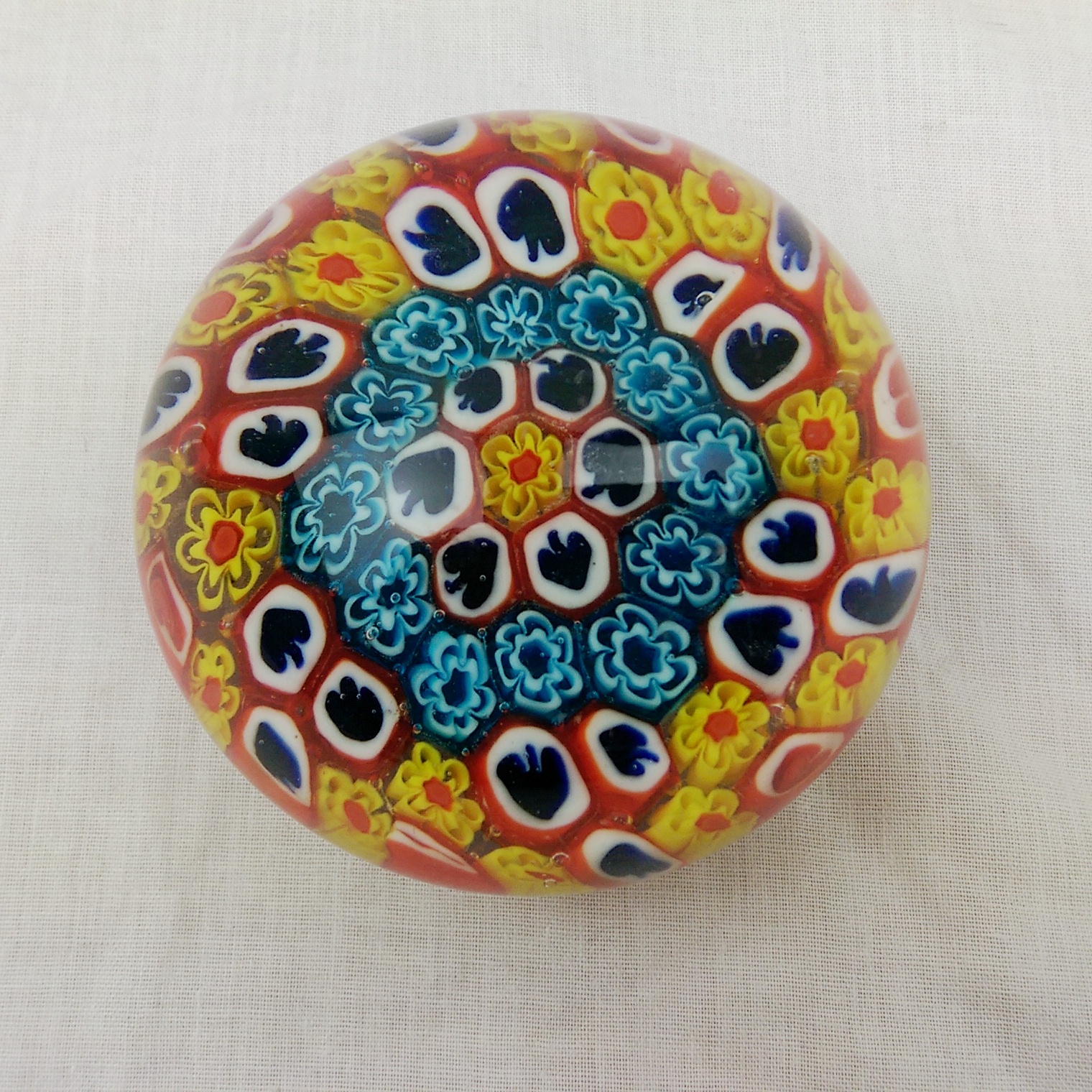 Card Spades Millefiori Paperweight - Image 2