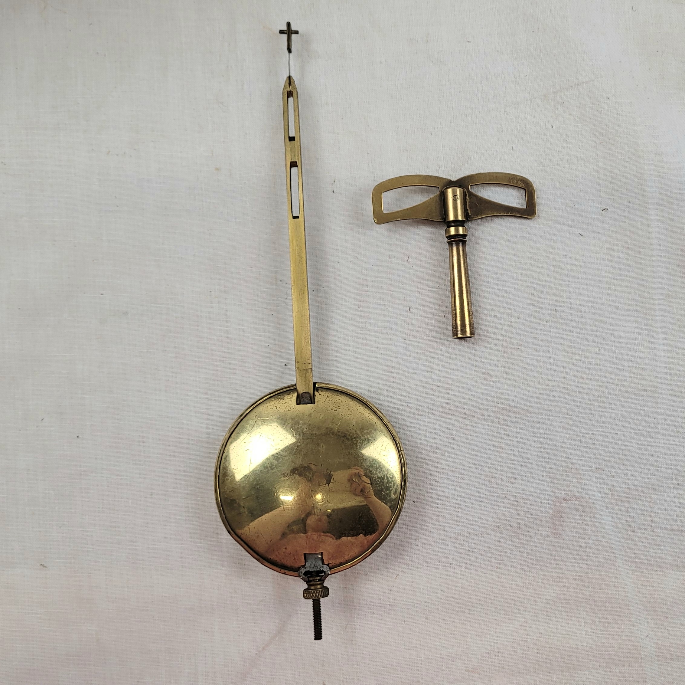 Coventry Astral Fusee Movement Round Dial Wall Clock - Image 9