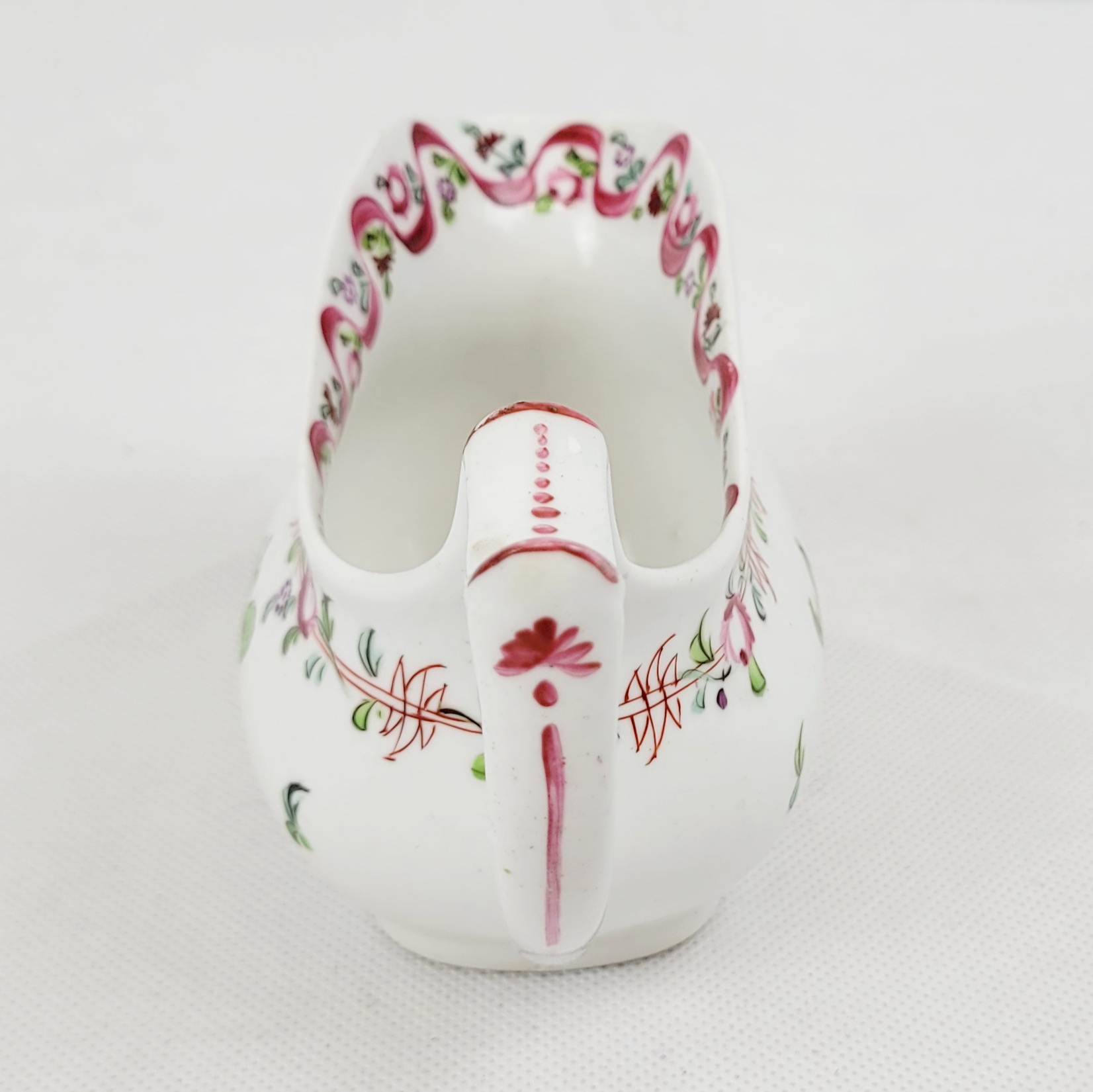 Circa 1790 New Hall Porcelain Cream Jug With Pink Flowers And Garlands - Image 4