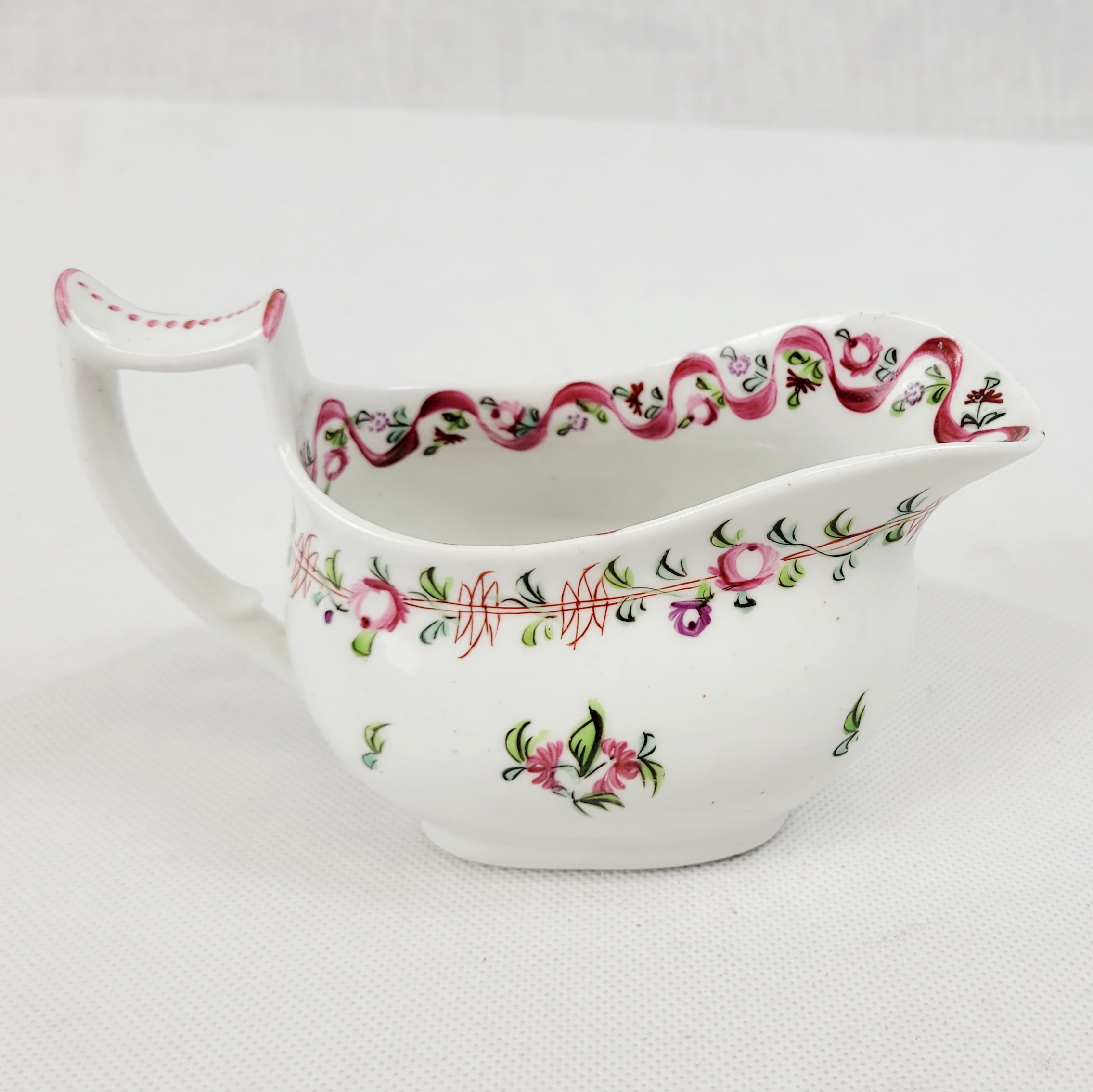Circa 1790 New Hall Porcelain Cream Jug With Pink Flowers And Garlands - Image 2