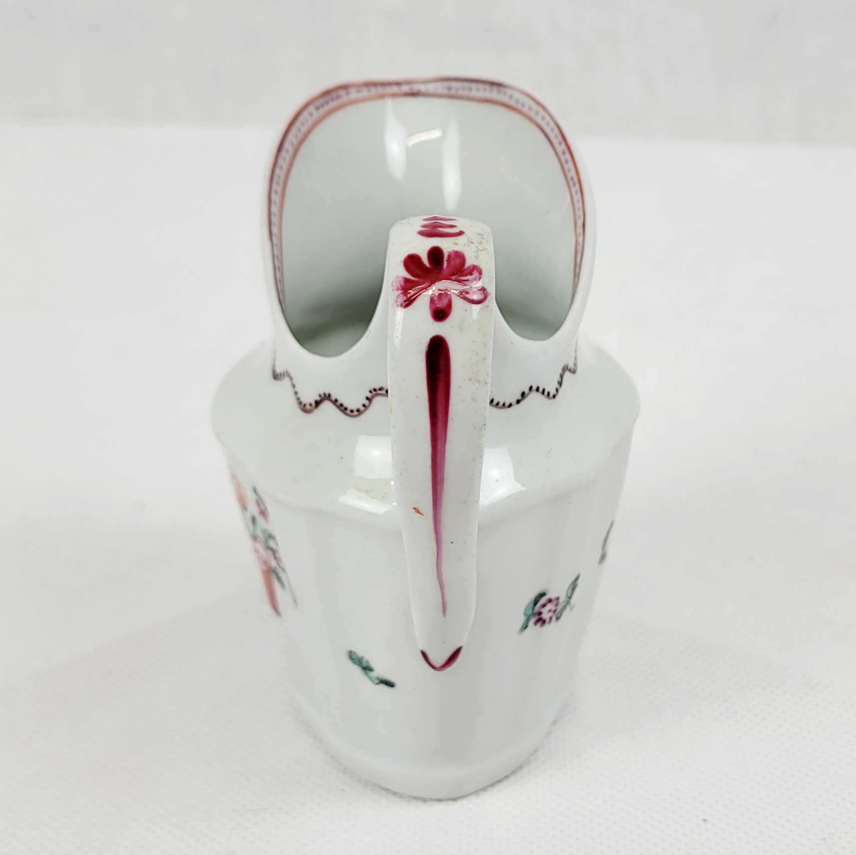 Circa 1780 New Hall Porcelain Cream Jug With Pink And Red Flowers And Black Ribbons - Image 4