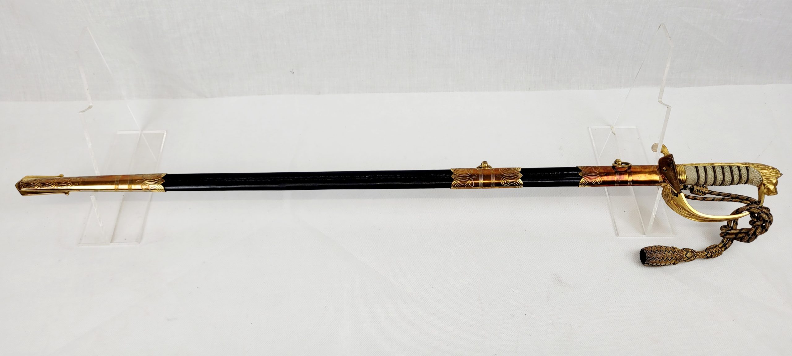 Circa WW2 Royal Navy 1827 Pattern Officers Sword, Scabbard And Leather Sword Bag By Gieves - Image 18