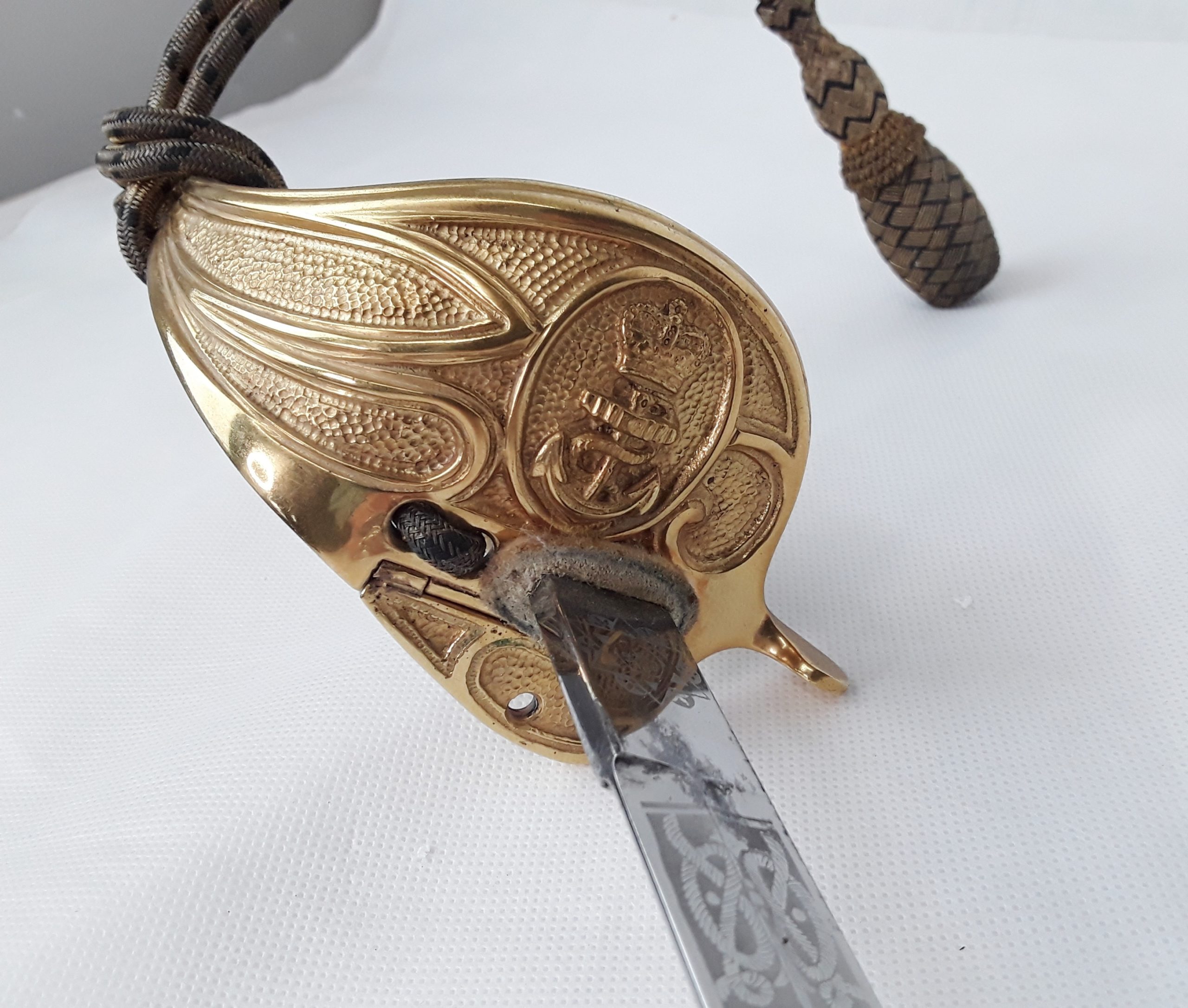 Current Issue QE2 Royal Navy 1827 Pattern Officers Sword, Sword Knot, Scabbard And Sword Bag - Image 14