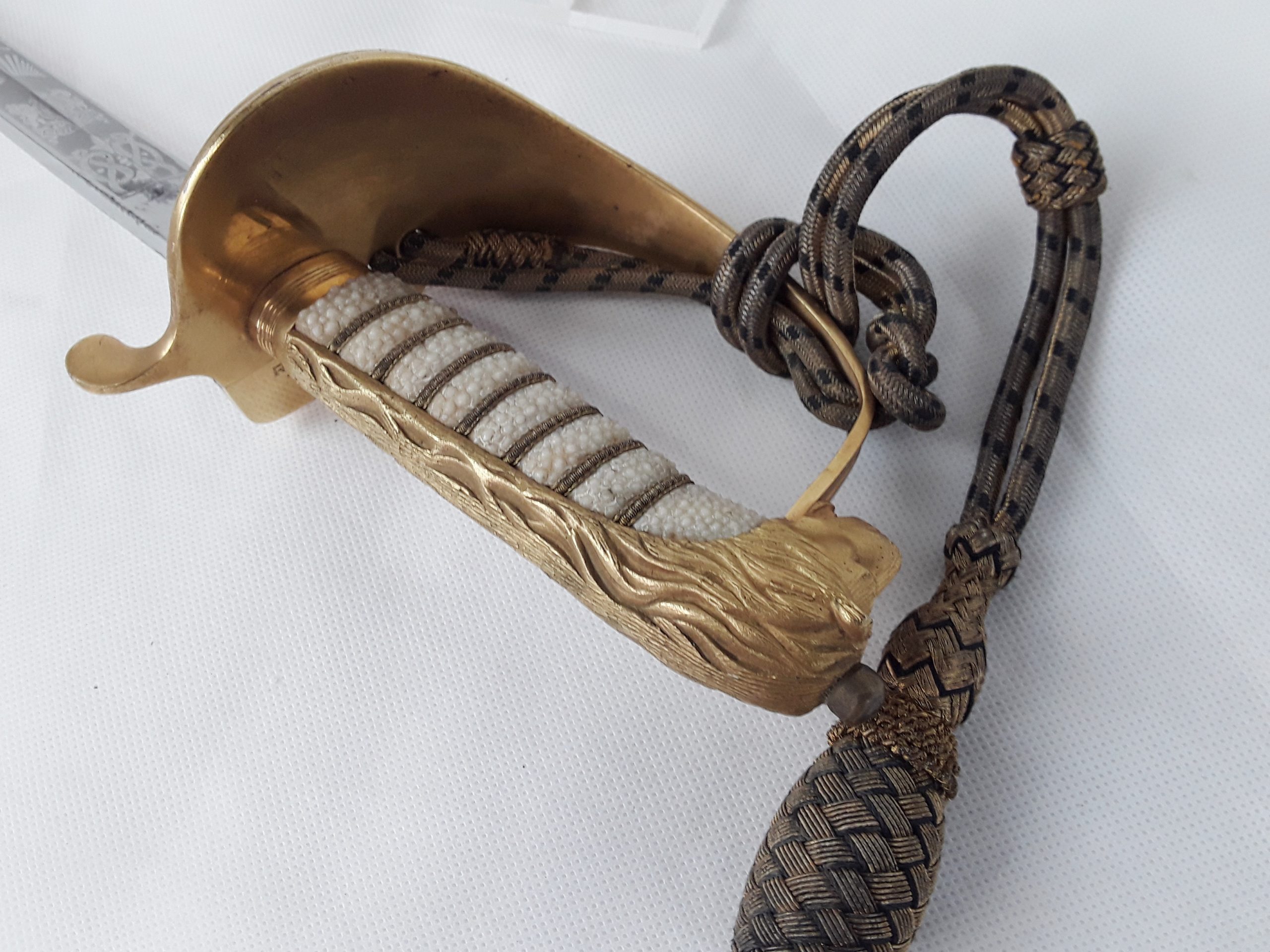 Current Issue QE2 Royal Navy 1827 Pattern Officers Sword, Sword Knot, Scabbard And Sword Bag - Image 12