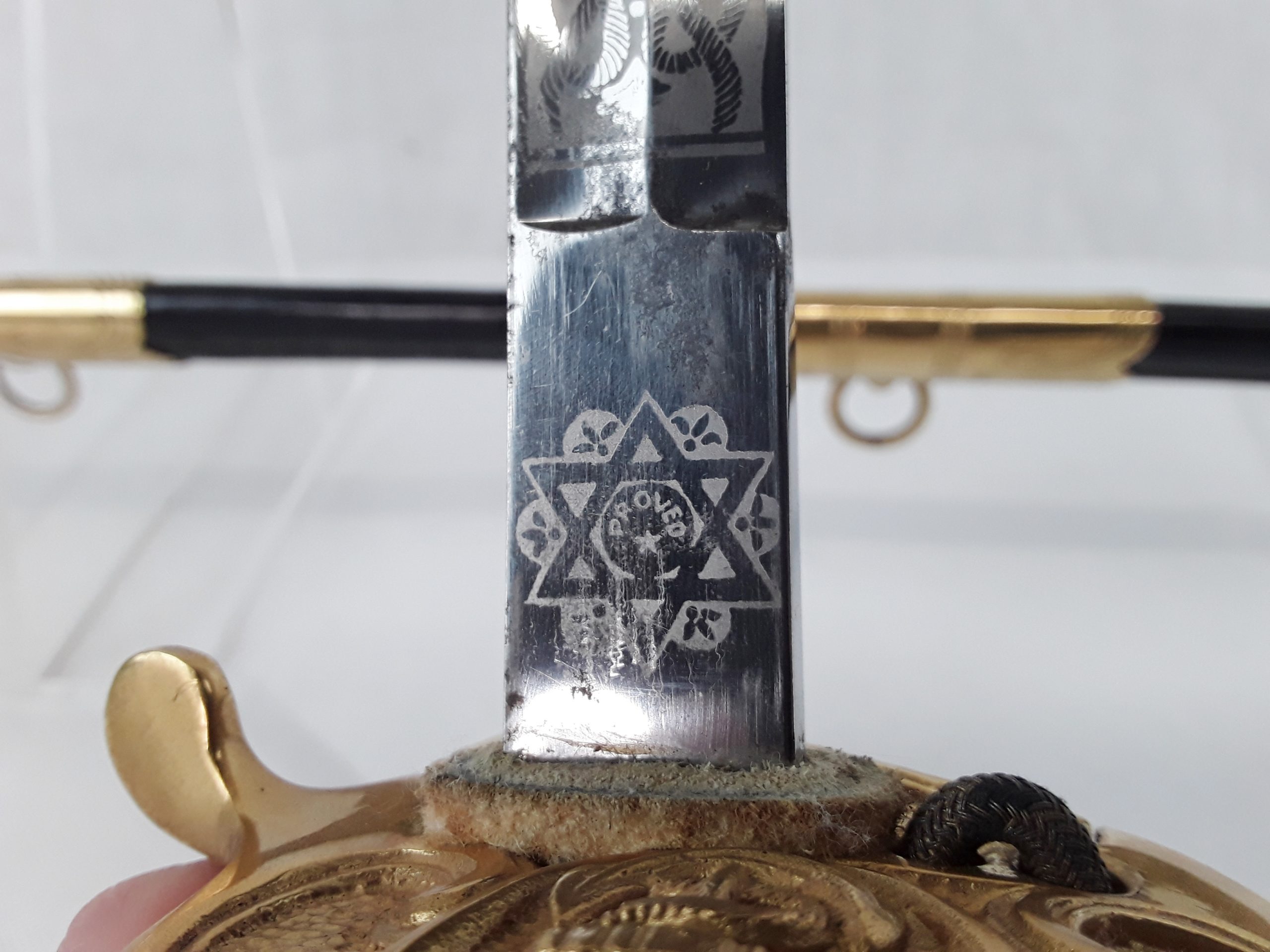 Current Issue QE2 Royal Navy 1827 Pattern Officers Sword, Sword Knot, Scabbard And Sword Bag - Image 11