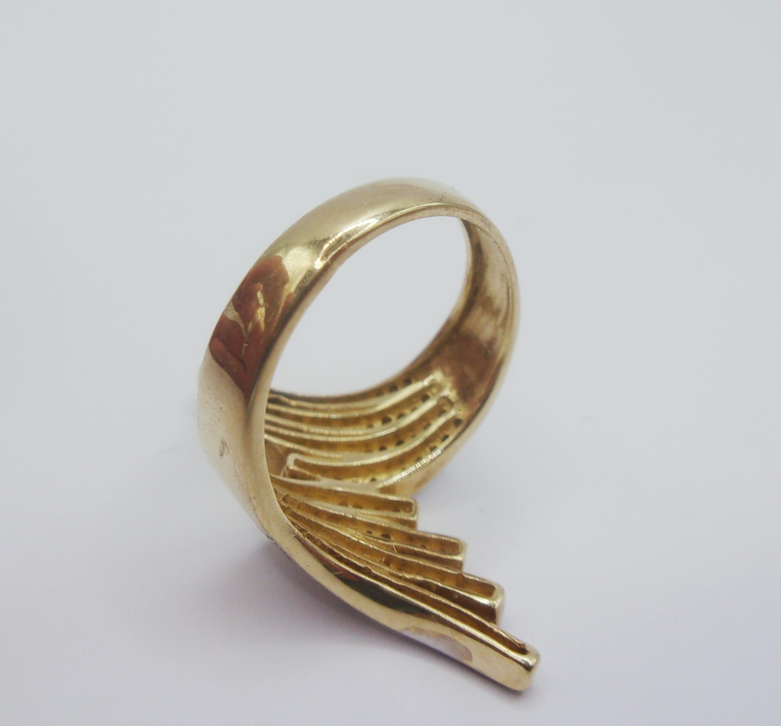 9ct Yellow Gold Cubic Zirconia Cocktail Ring UK Size S US 9 - Image 4