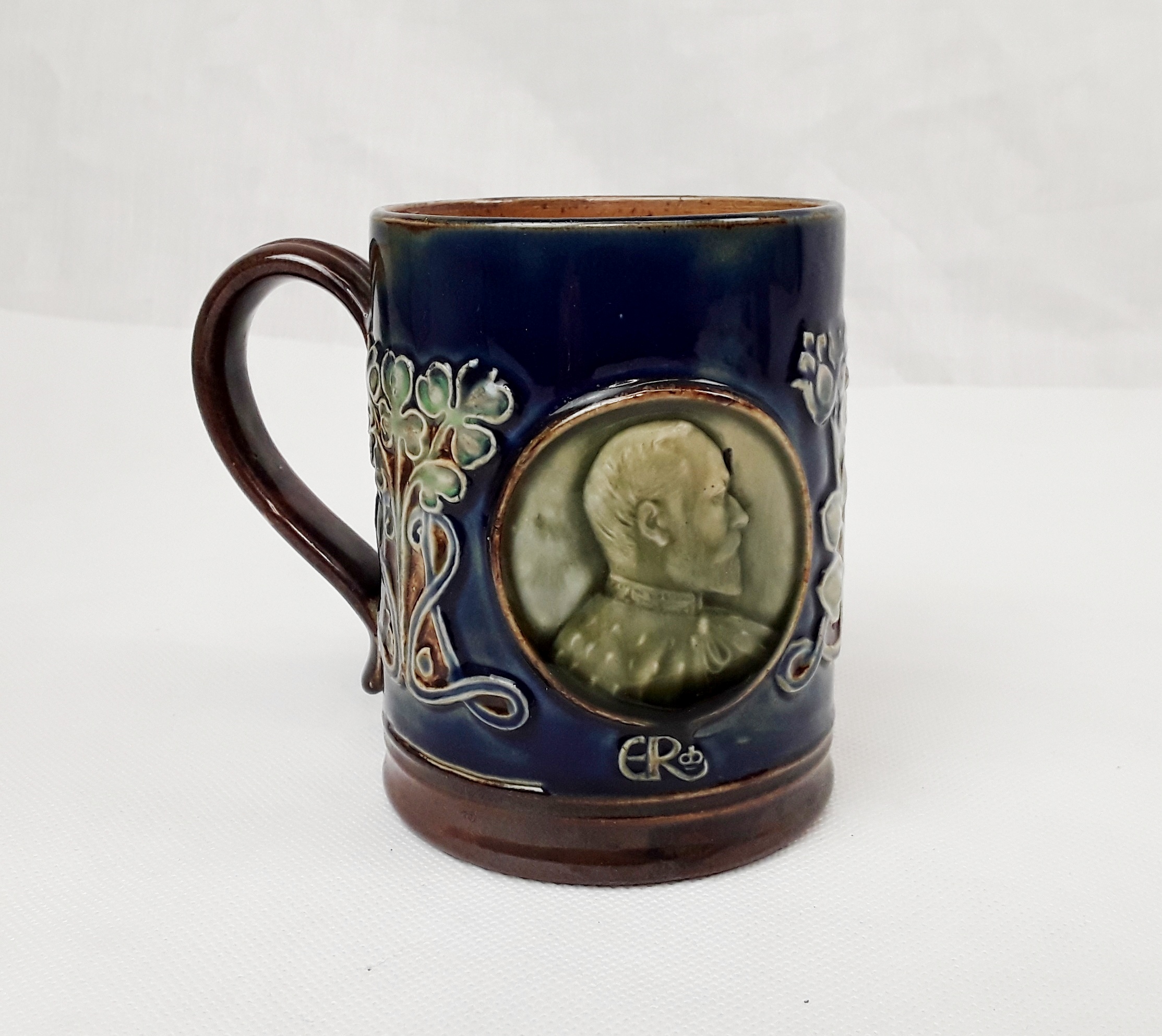 1902 Royal Doulton Lambeth King Edward VII Coronation Mug
