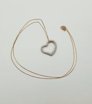 9ct Yellow Gold Cubic Zirconia Love Heart Pendant Necklace 18 Inches