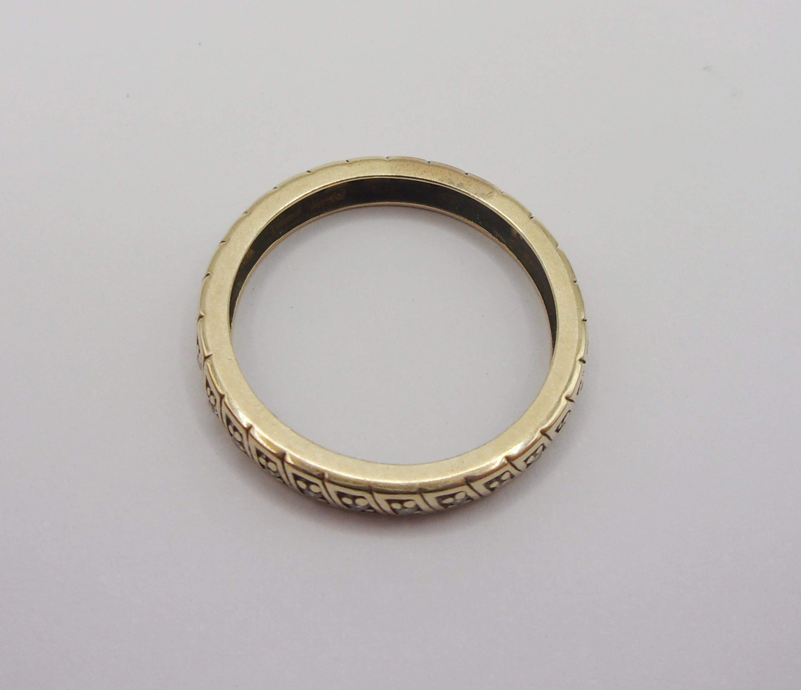 9ct Yellow Gold 0.15 CTW Diamond Eternity Ring UK Size N US 6 ½ - Image 5