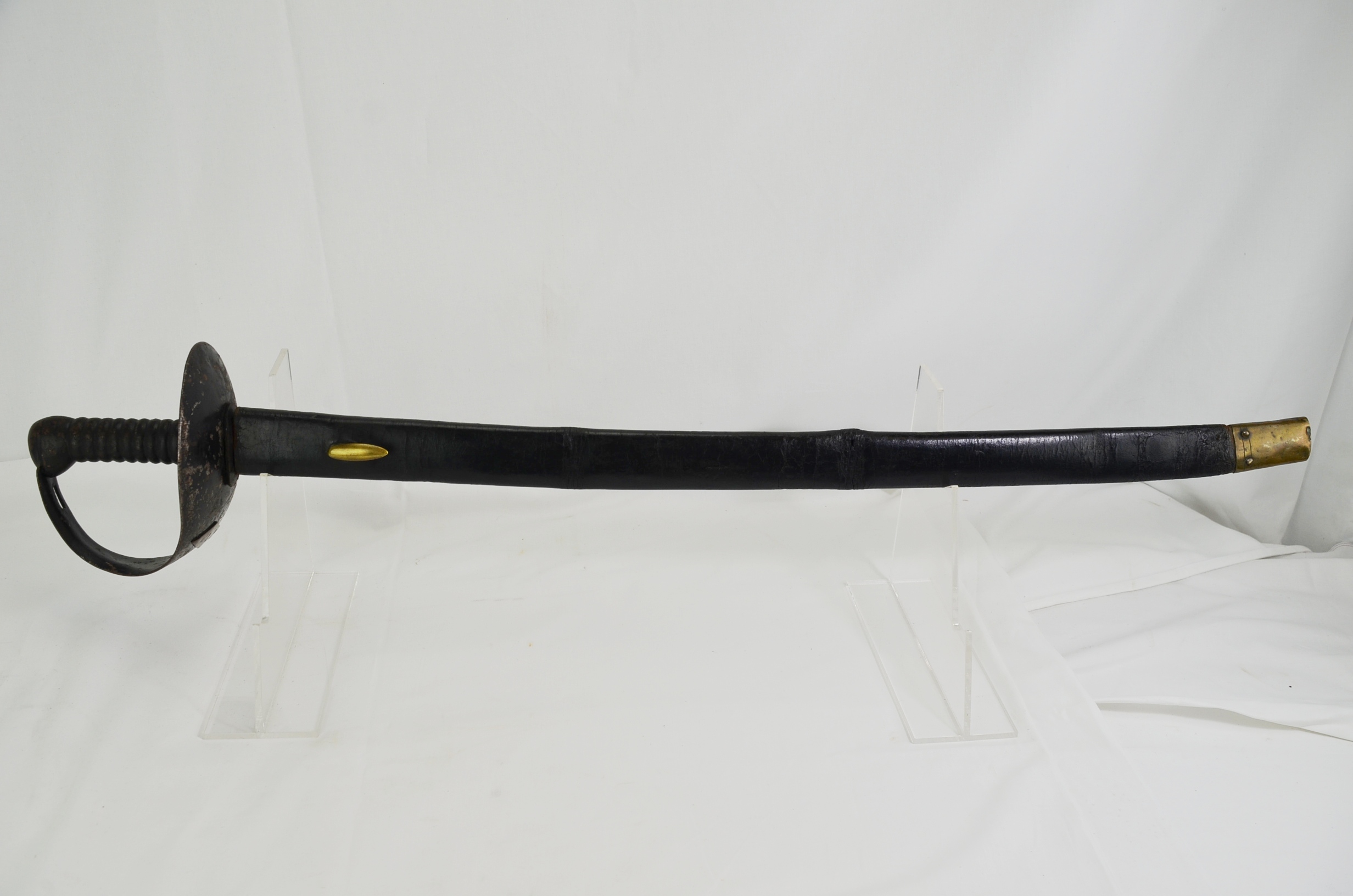 Original 1845 Pattern Royal Navy Cutlass with Scabbard - Image 2