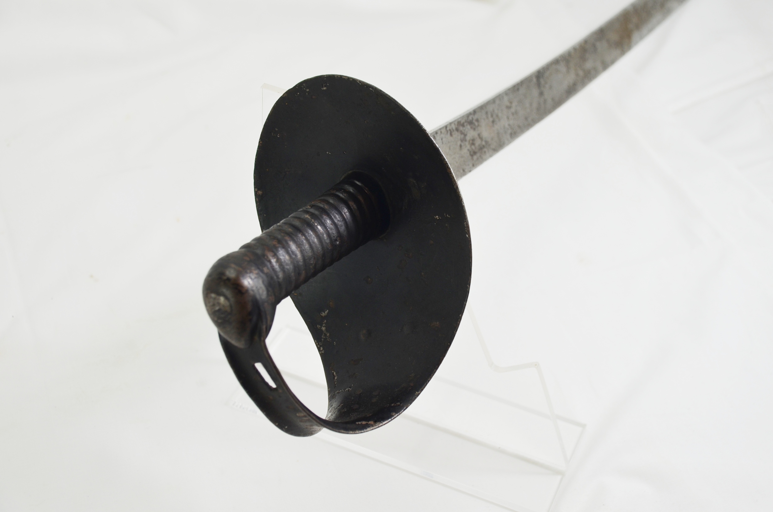 Original 1845 Pattern Royal Navy Cutlass with Scabbard - Image 10