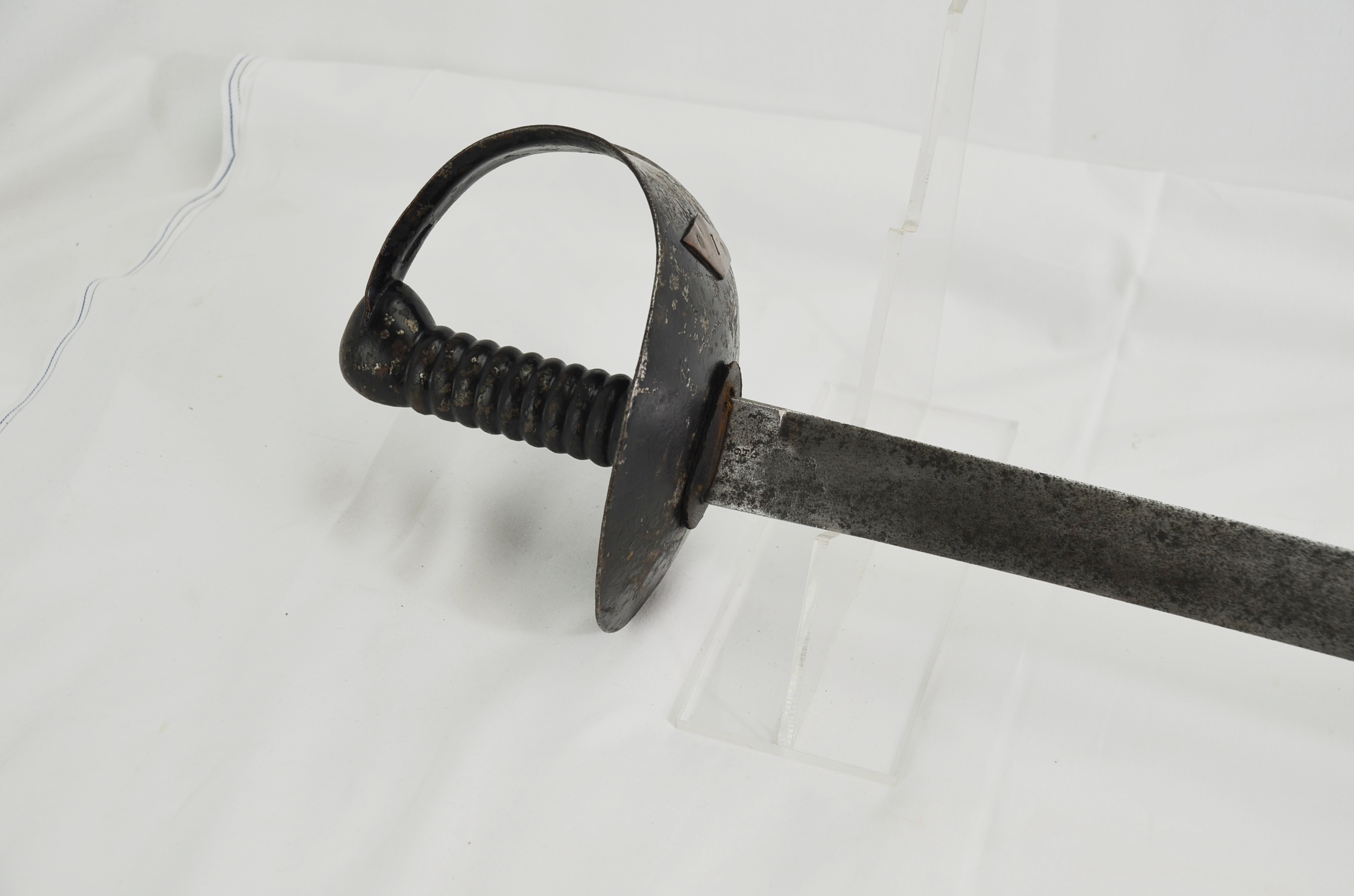 Original 1845 Pattern Royal Navy Cutlass with Scabbard - Image 5